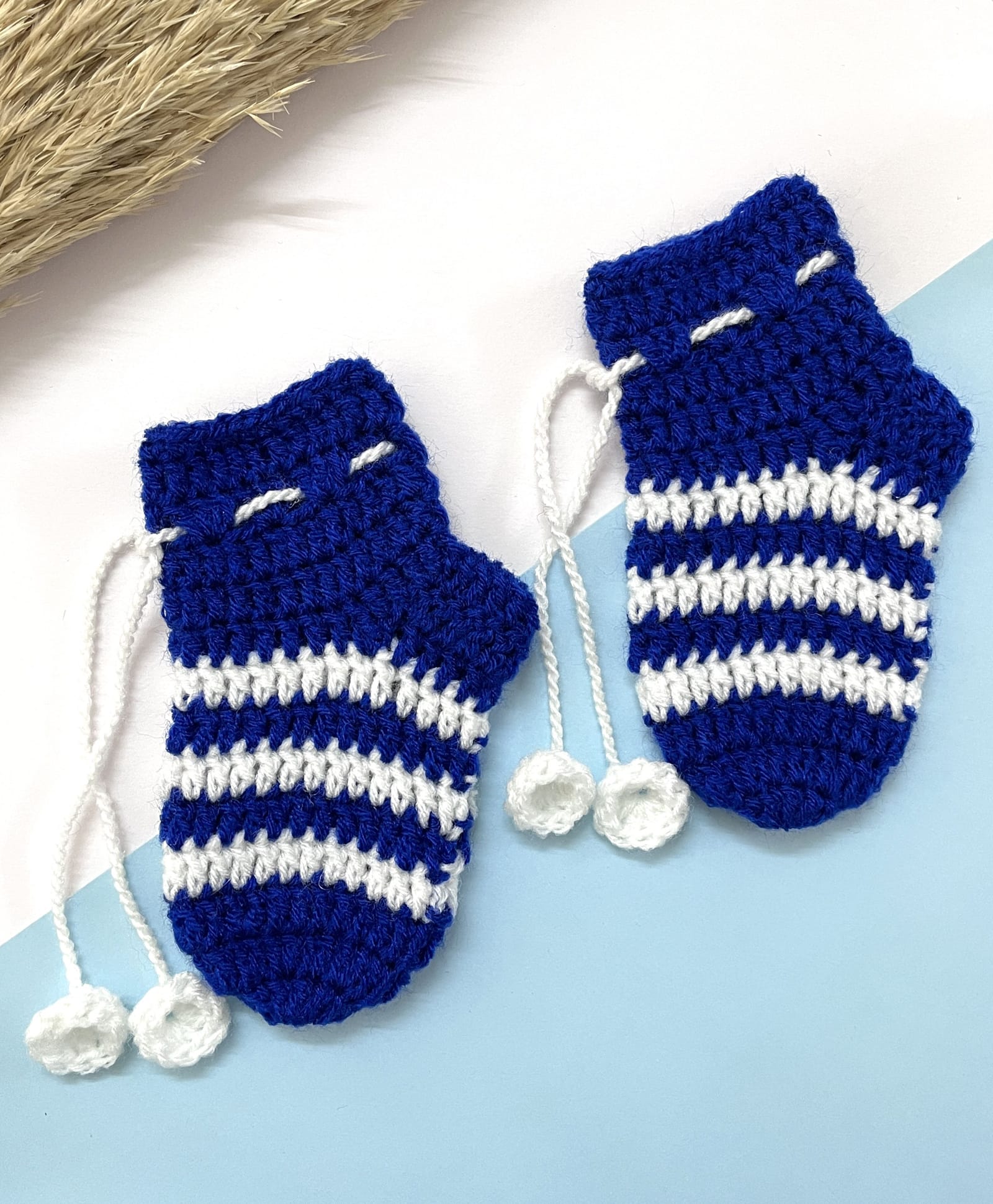 Little Peas Striped & Tassels Detailed Handmade Crochet Socks - Navy Blue & White-image-10