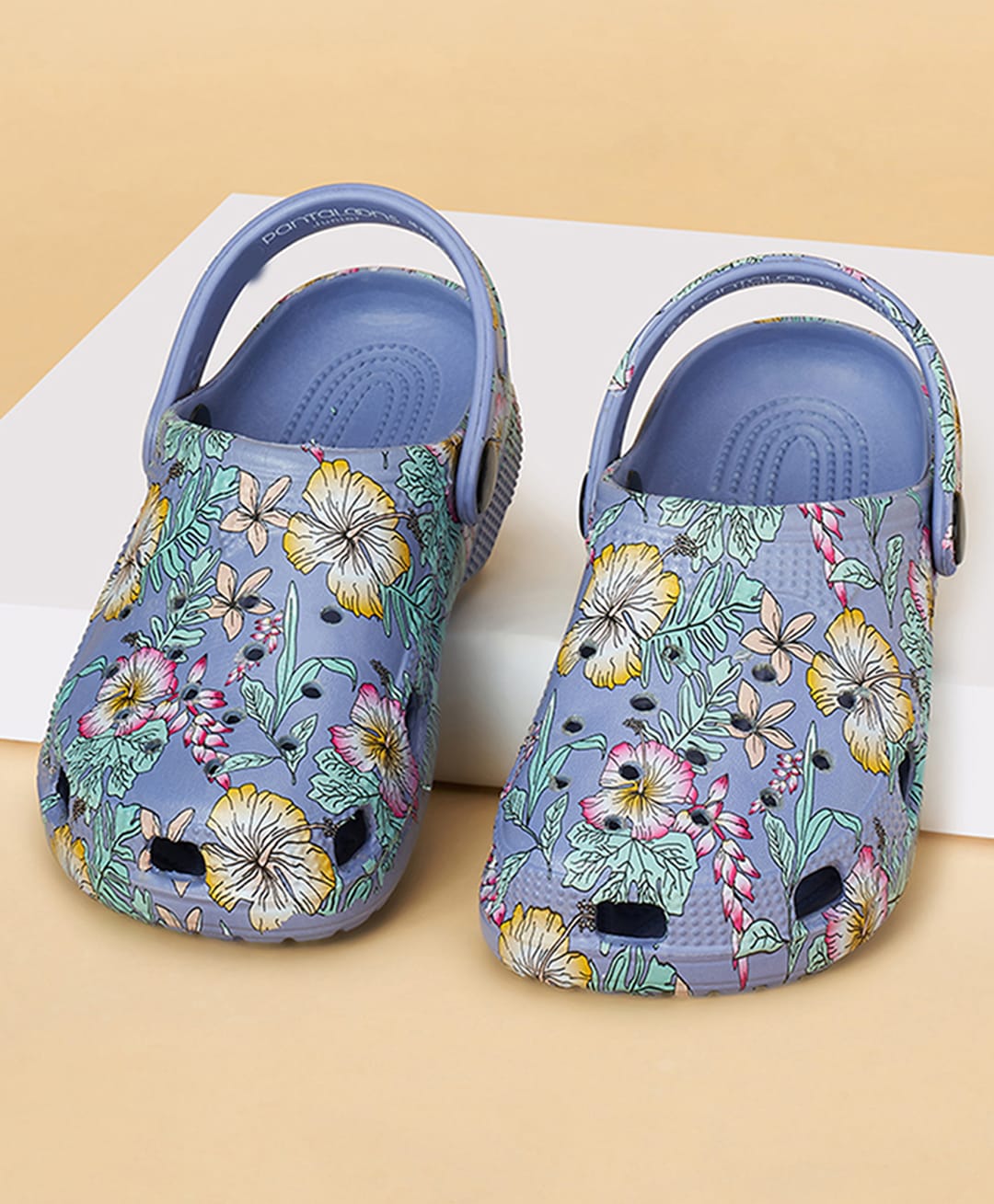 Pantaloons Junior Floral Designed Perforated Slingback Clogs - Blue-image-19