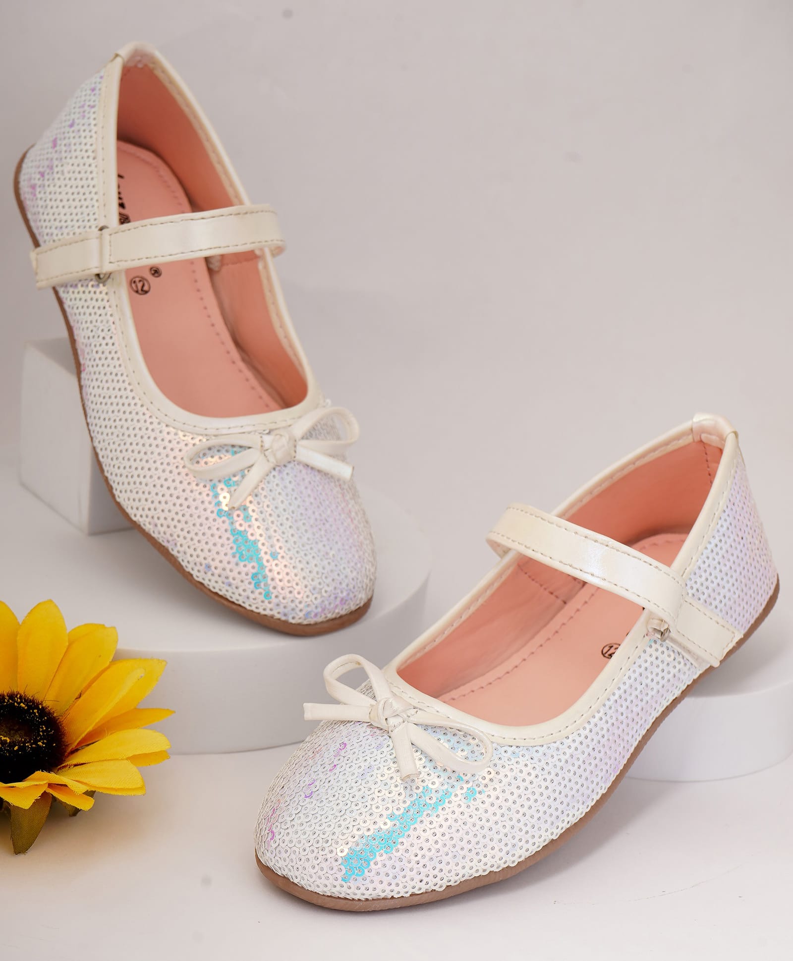 boyz n galz Bow Applique Detailed & Sequins Embellished Mary Jane Ballerinas - White-image-15