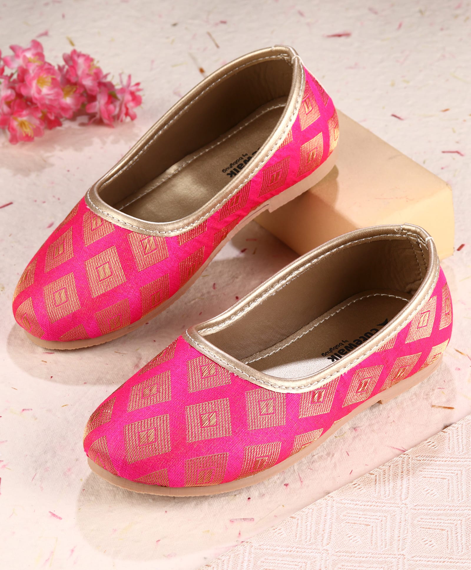 Cute Walk by Babyhug Slip On Mojaris with Design - Dark Pink-image-33