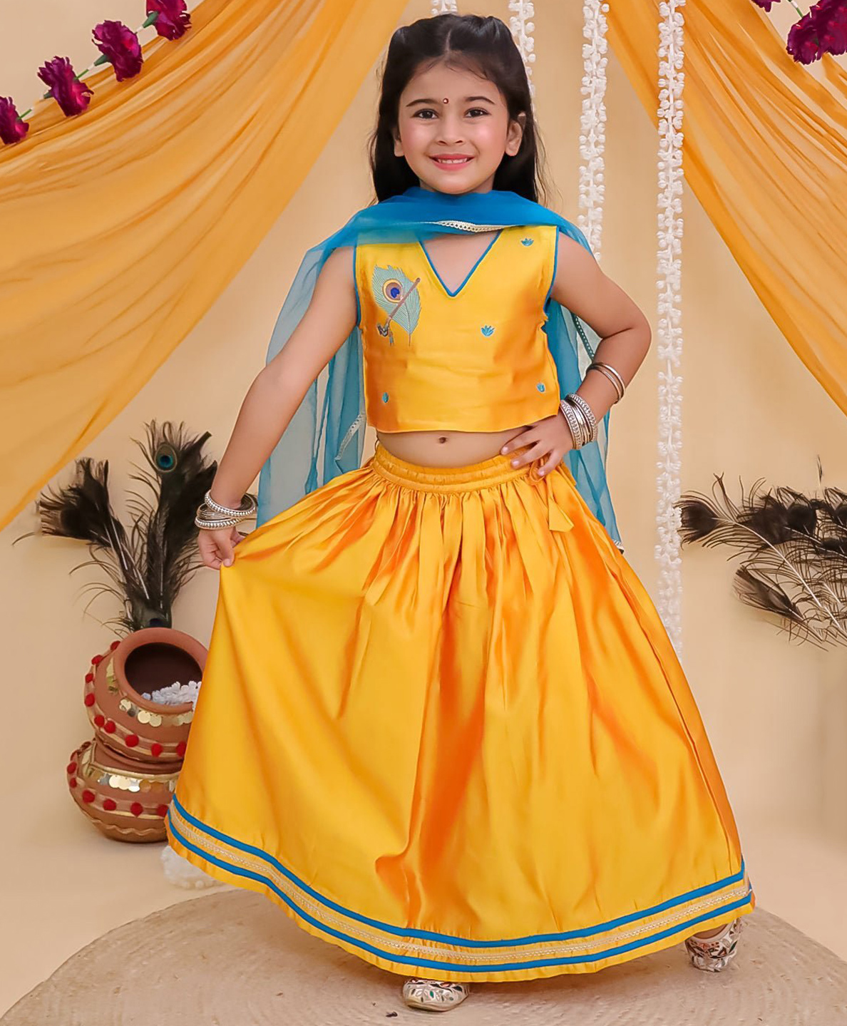 The Mom Store Silk Woven Sleeveless Morpankh Embroidered Lehenga Choli With Dupatta Set - Yellow-picture-27