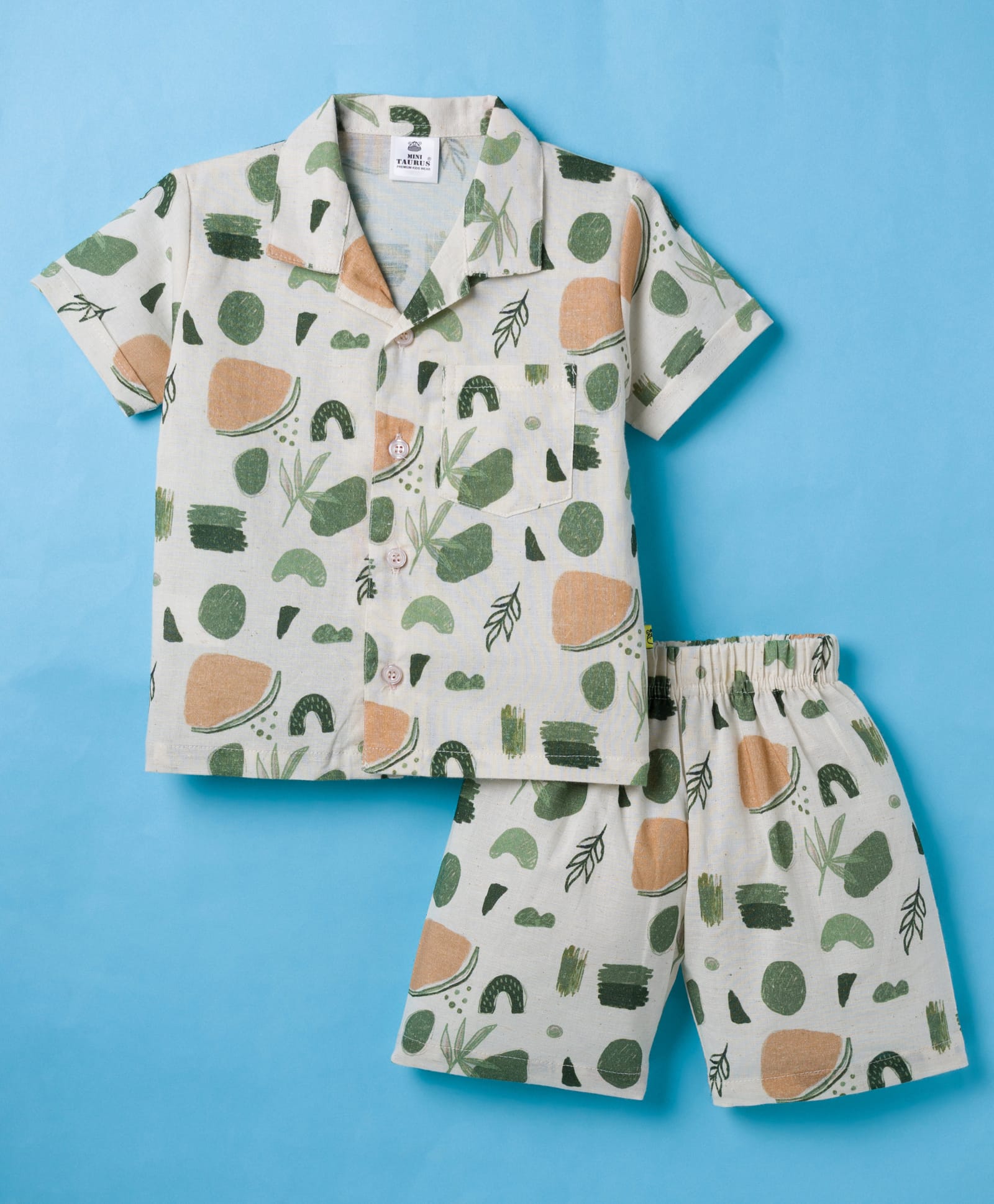 Mini Taurus Sinker Knit Half Sleeves Co-ords Shorts Night Suit With Leaves Print - White & Green-image-11