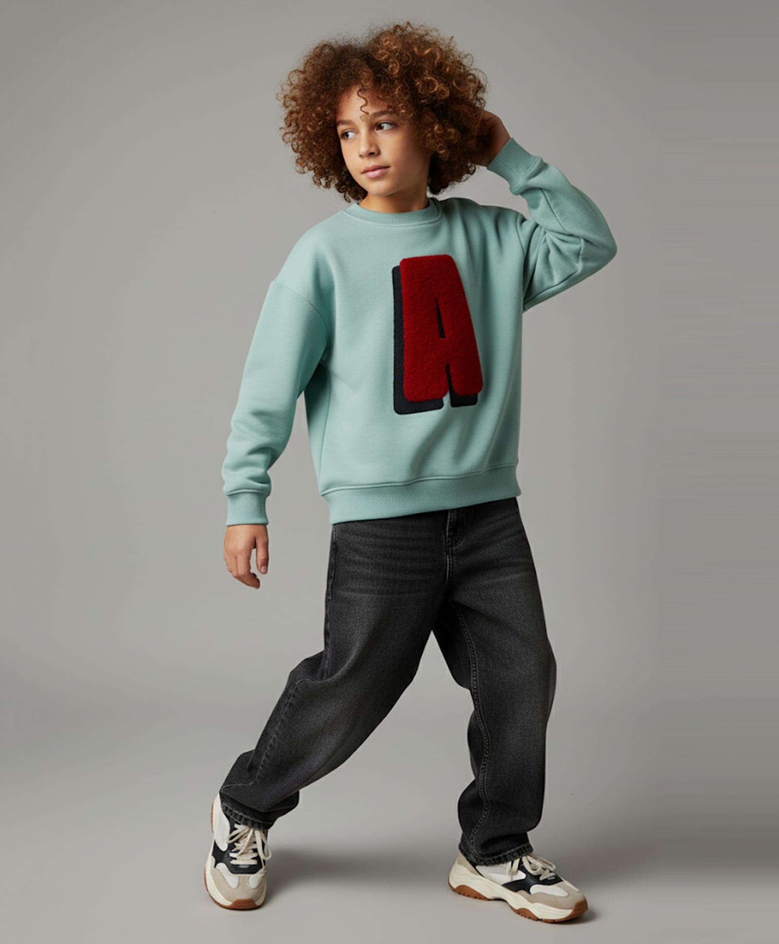 Cherry Crumble By Nitt Hyman Blended Knit Full Sleeves A Letter Patch Detailed Light Winter Sweatshirt - Green-picture-10