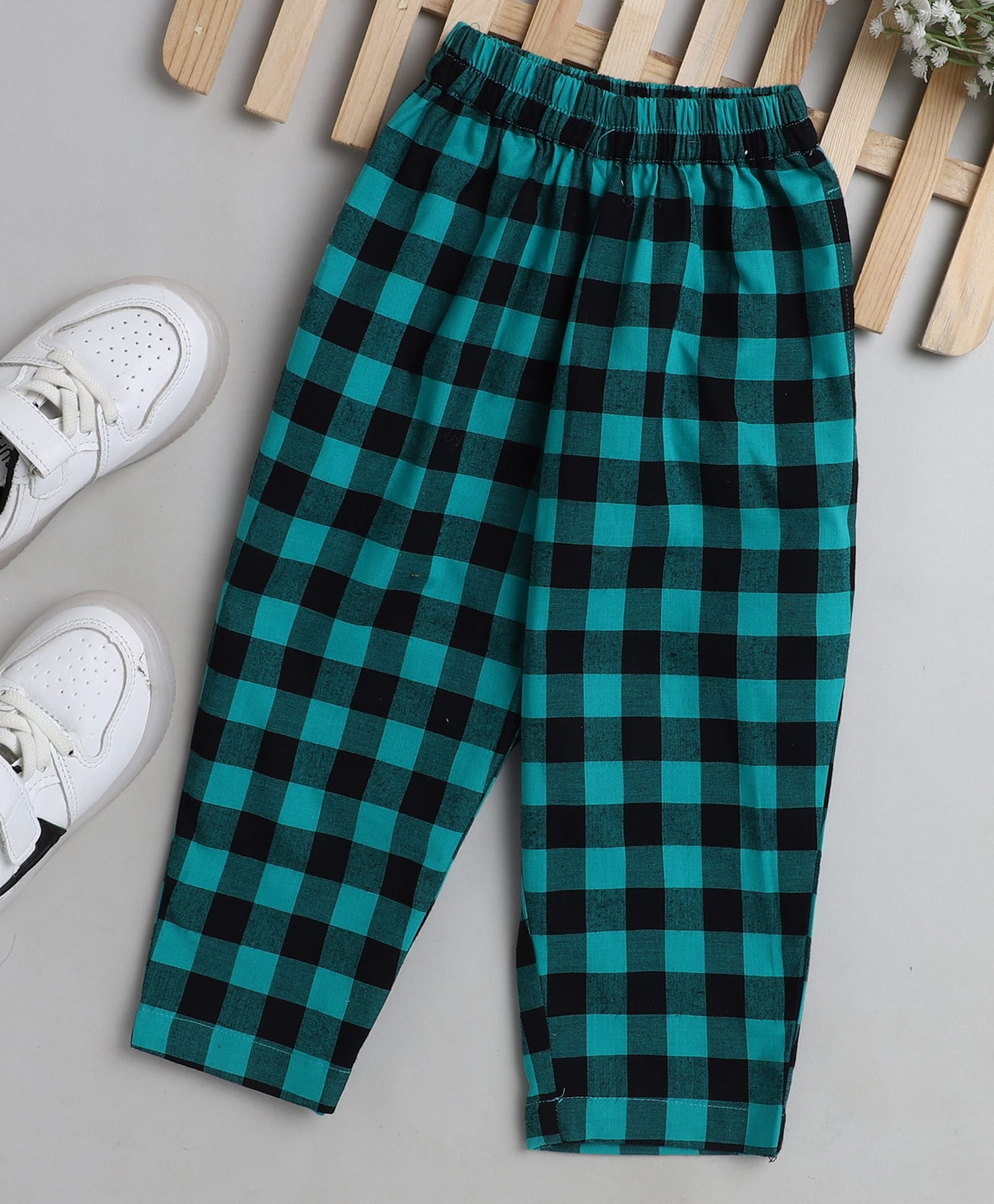 The Magic Wand Woven Checked Pant - Green-picture-0