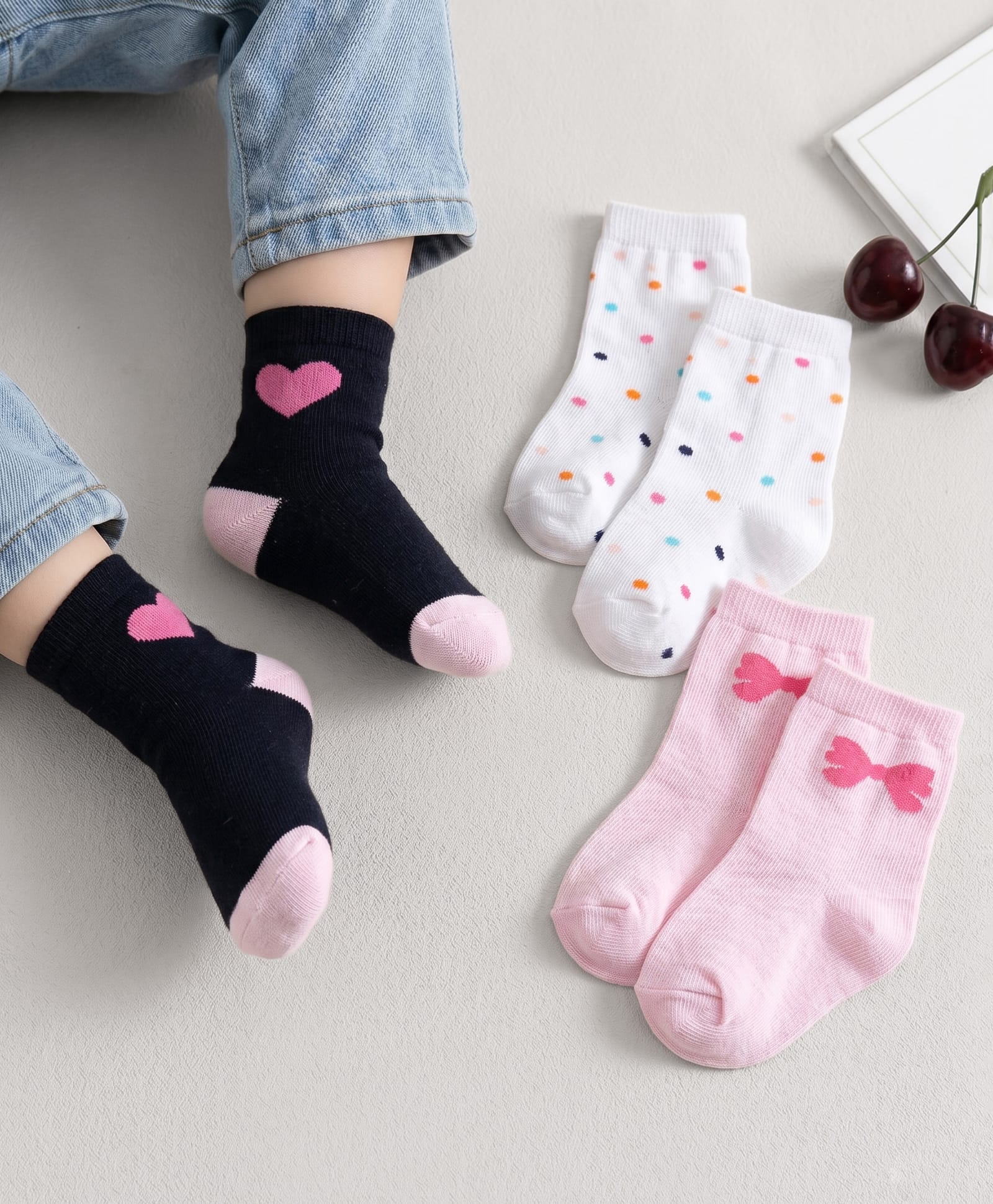 Cute Walk by Babyhug Non Terry Knit Ankle Length Anti Bacterial Socks With Polka Dots Hearts & Bow Design Pack of 3 - Multicolour-picture-34
