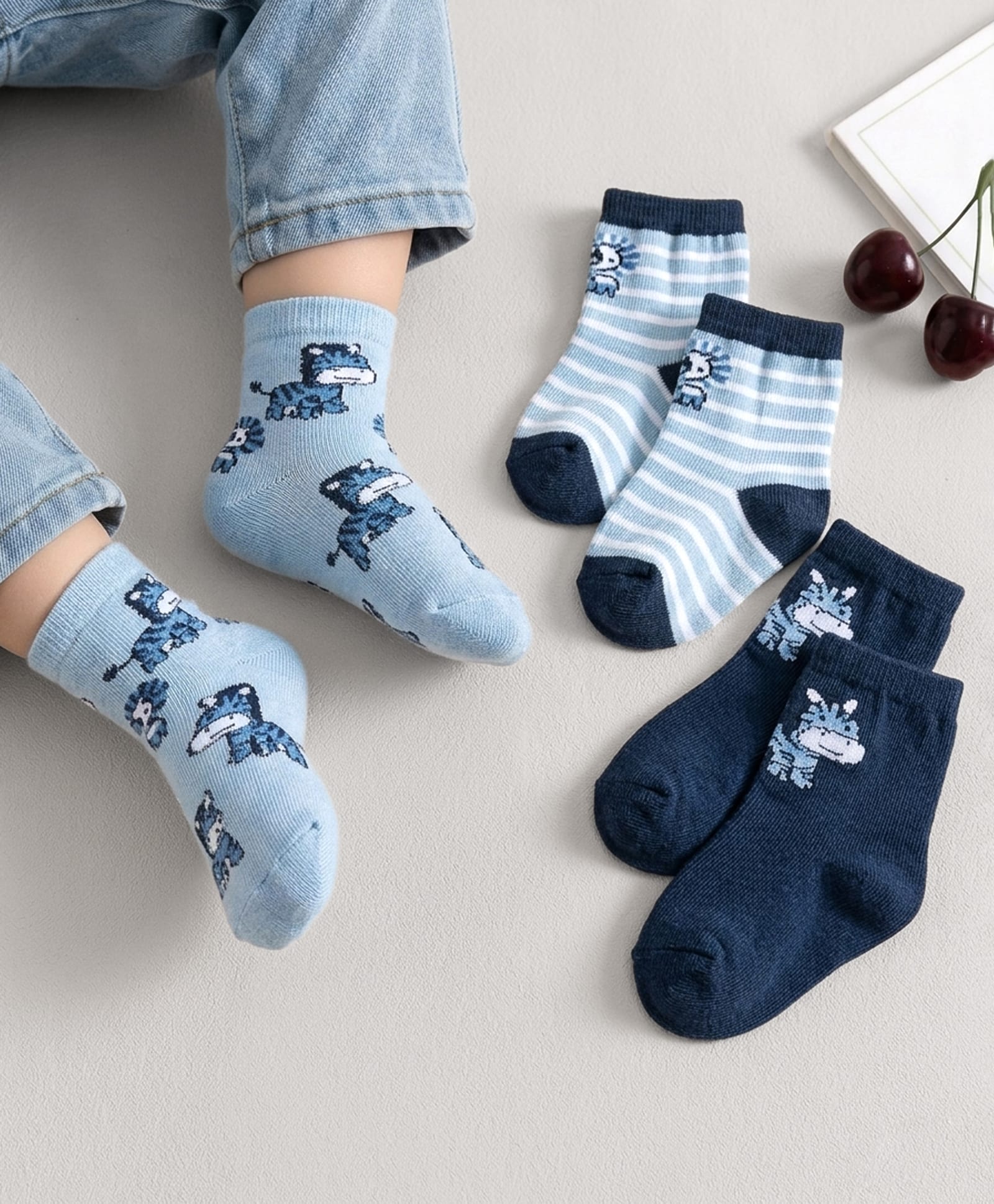 Cute Walk by Babyhug Ankle Length Anti Bacterial Socks with Zebra Design Pack of 3 - Multicolour-picture-20