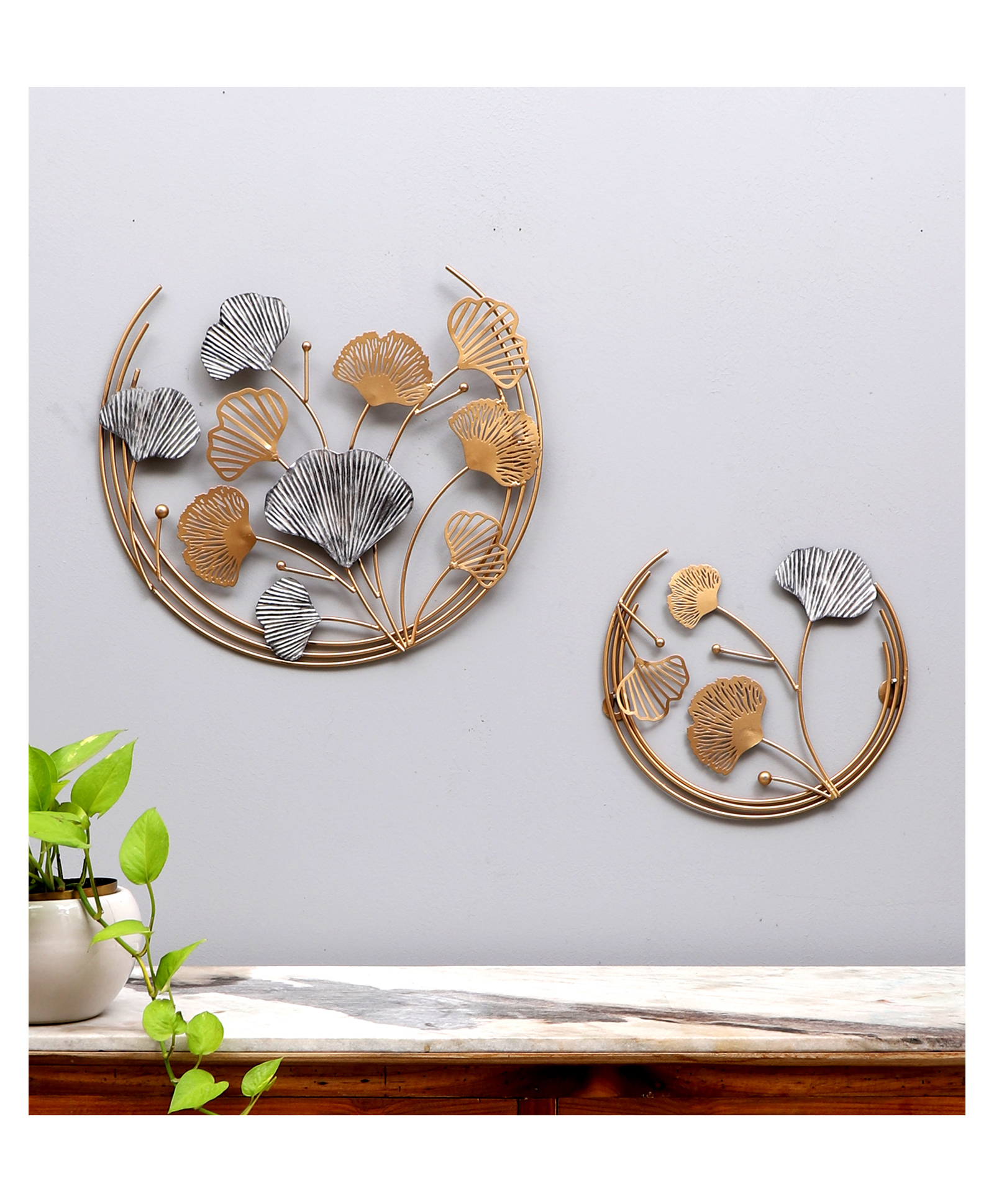 Amaya Decors Wired Gold & Grey Leaves Wall Decor Set of 2-image-4