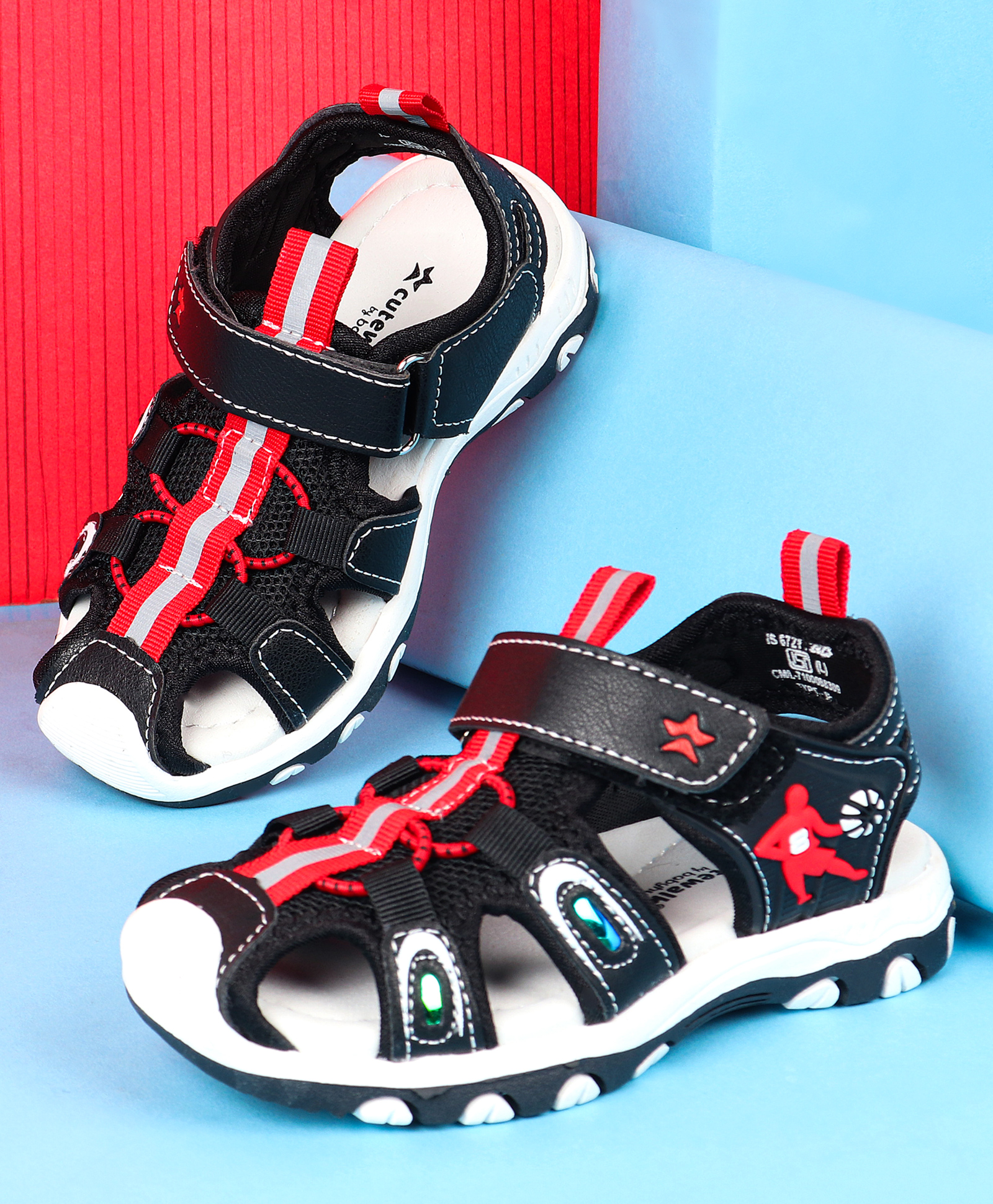 Cute Walk by Babyhug Velcro Closure Solid Sandals - Black-image-18