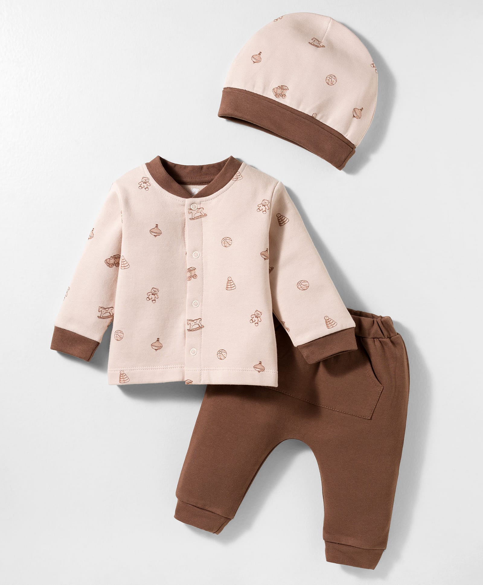 I Bears Fleece Knit Full Sleeves Winter Wear T-Shirt & Joggers Set With Toys Print & Cap - Beige & Brown-image-17