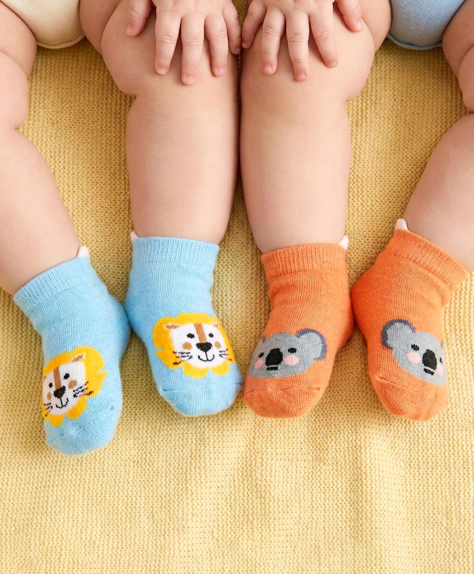 Babyoye Denim Knit Anti Skid Ankle Length Socks With Design Pack Of 2 - Red & Light Blue-image-39