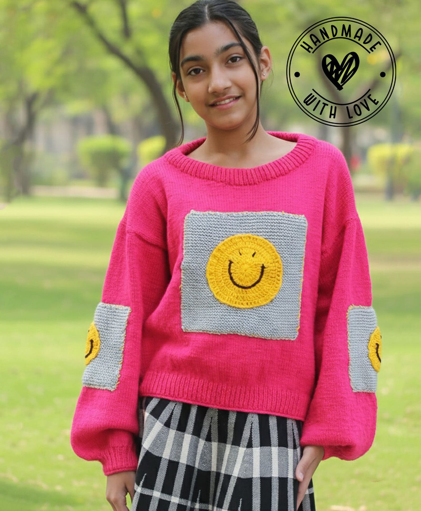 Woonie Handknitted Full Sleeves Smiley Face Patch Detailed Sweater - Pink-picture-13