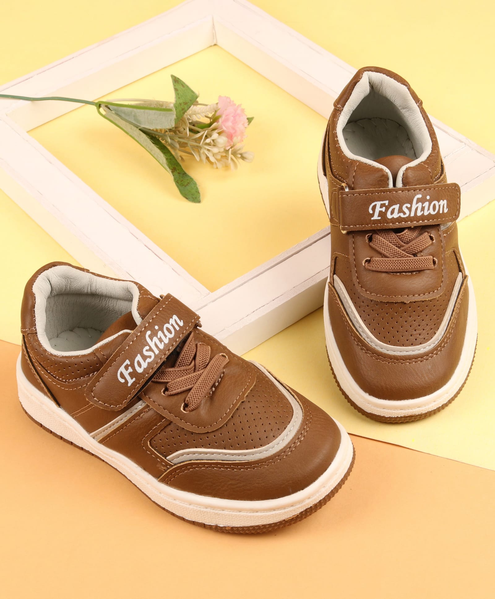 Cute Walk by Babyhug Formal & Party Wear Shoes With Velcro Closure - Brown-image-19