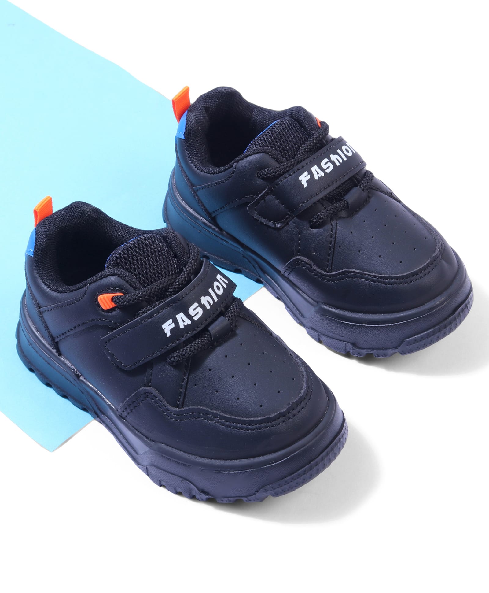 Cute Walk by Babyhug Velcro Closure Sneakers with Fashion Text Print - Black-image-39