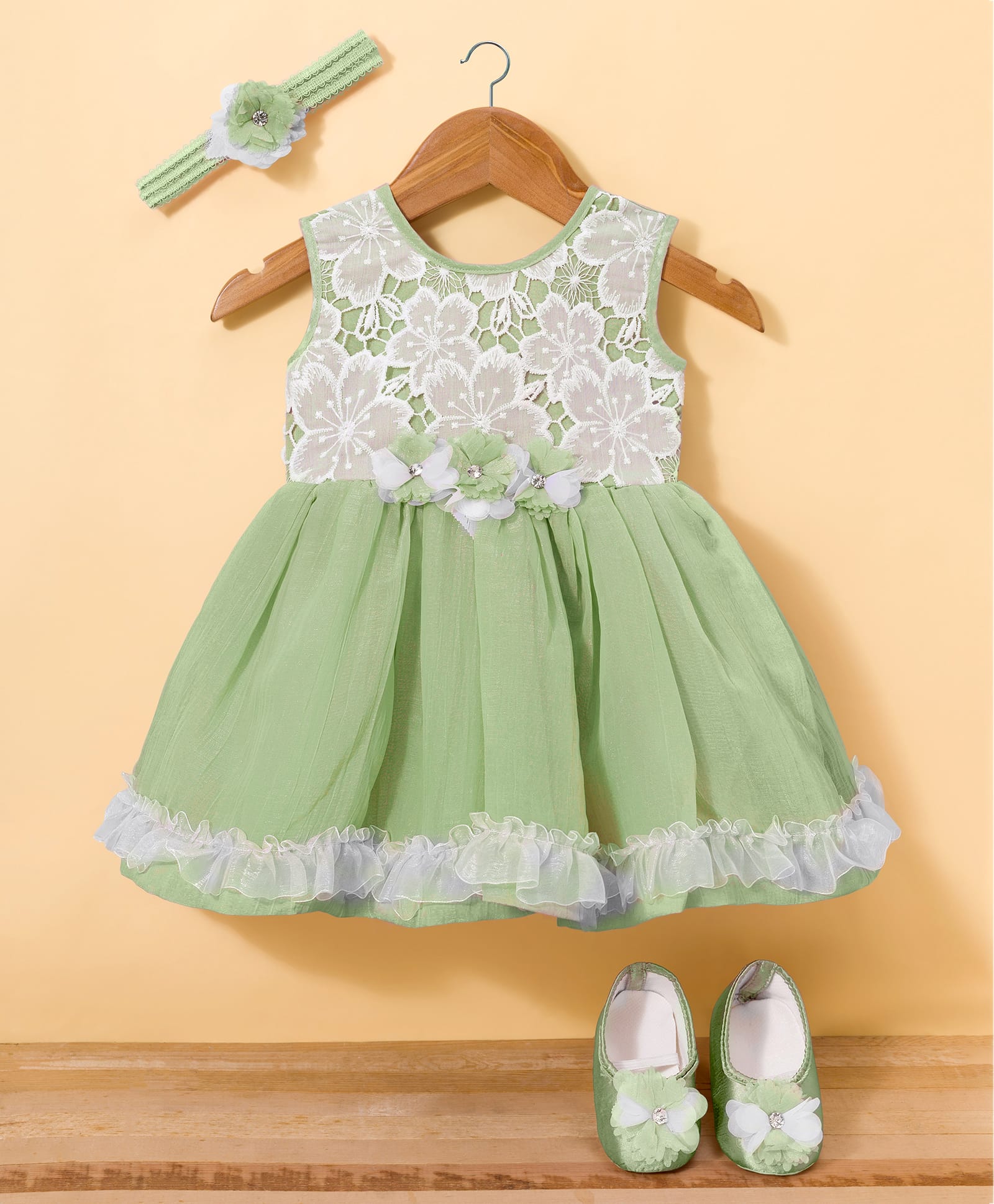 Enfance Sleeveless Floral Embroidered & Stone Embellished Applique Detailed Knee Length Dress With Headband & Booties Set - Pista Green-image-17
