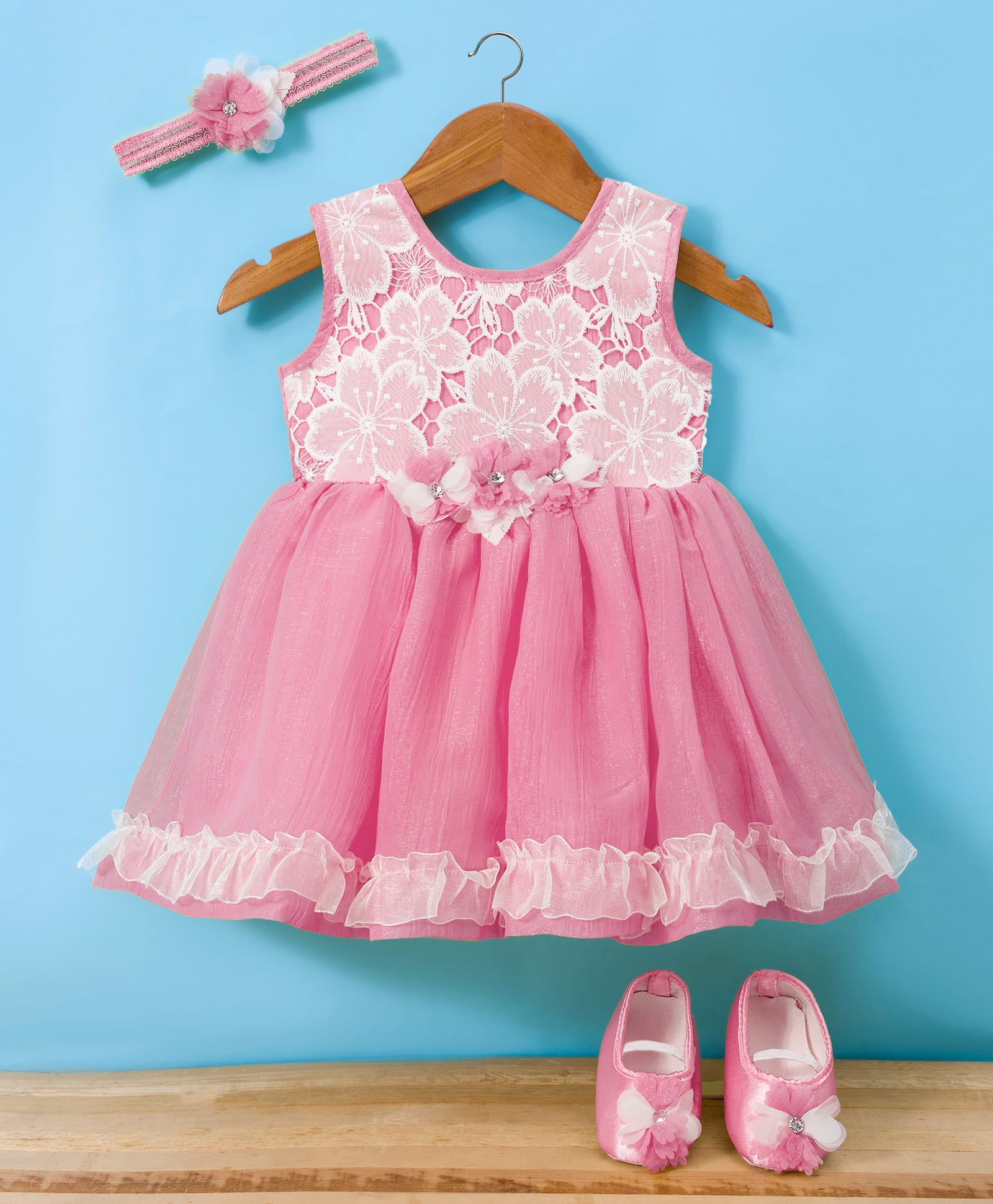 Enfance Sleeveless Floral Embroidered & Stone Embellished Applique Detailed Knee Length Dress With Headband & Booties Set - Onion Pink-picture-24
