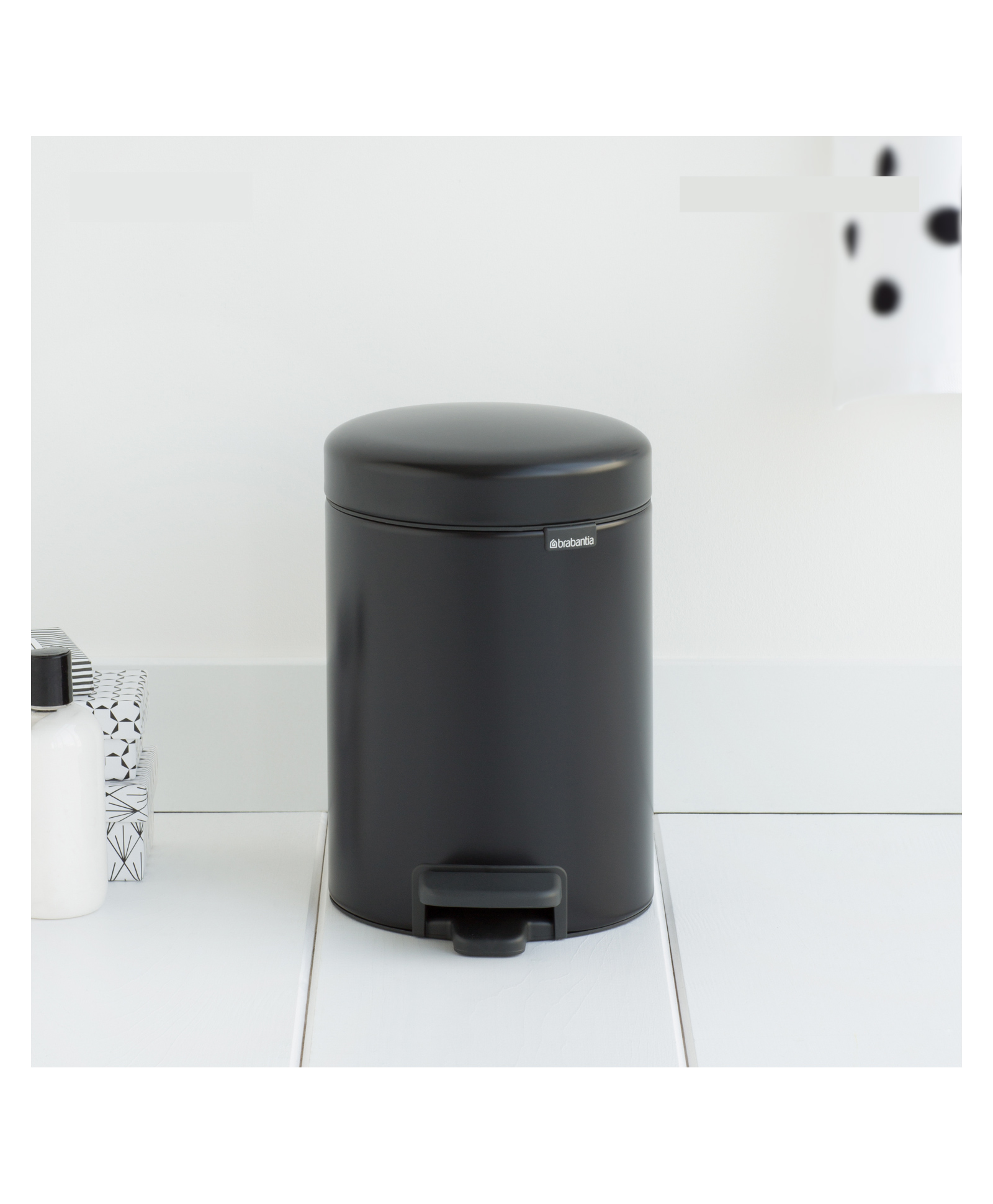 Brabantia NewIcon Plastic Pedal Bin, 3 litre-picture-11