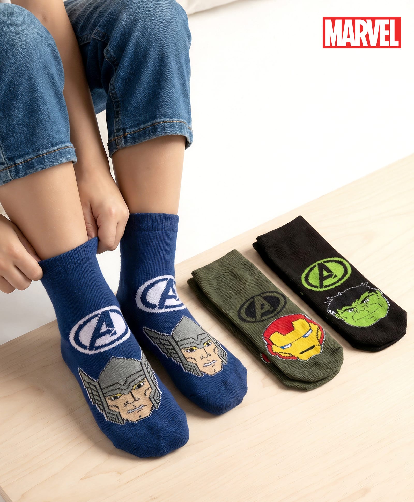 Pine Kids Marvel Non Terry Cotton Knit Anti Bacterial Ankle Length Socks With Avengers Graphic Pack of 3 - Mutlicolour-image-21