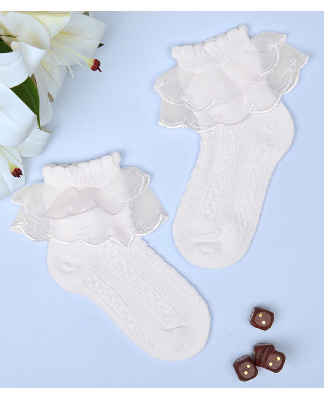 Neska Moda Embroidered Lace Frill Detailed Socks -White-picture-34