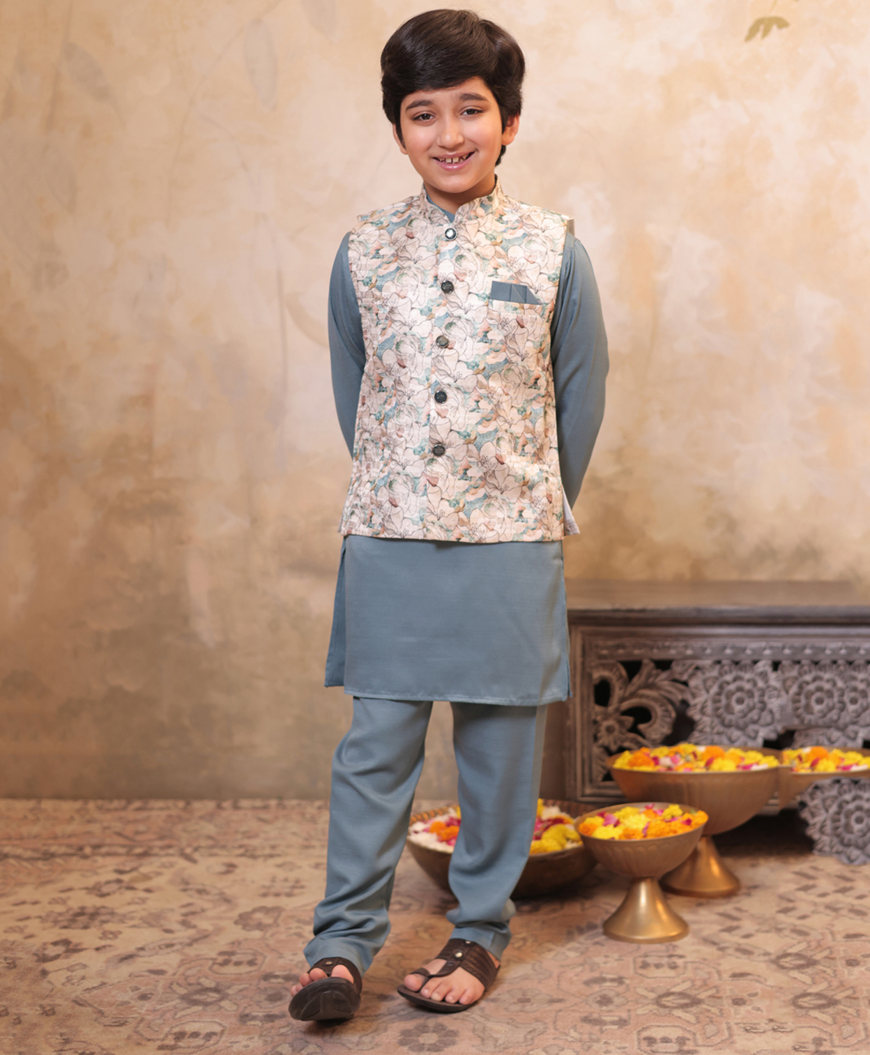AJ Dezines Cotton Blend Woven Full Sleeves Solid Kurta Pyjama With Floral Printed Jacket Set - Grey-picture-16