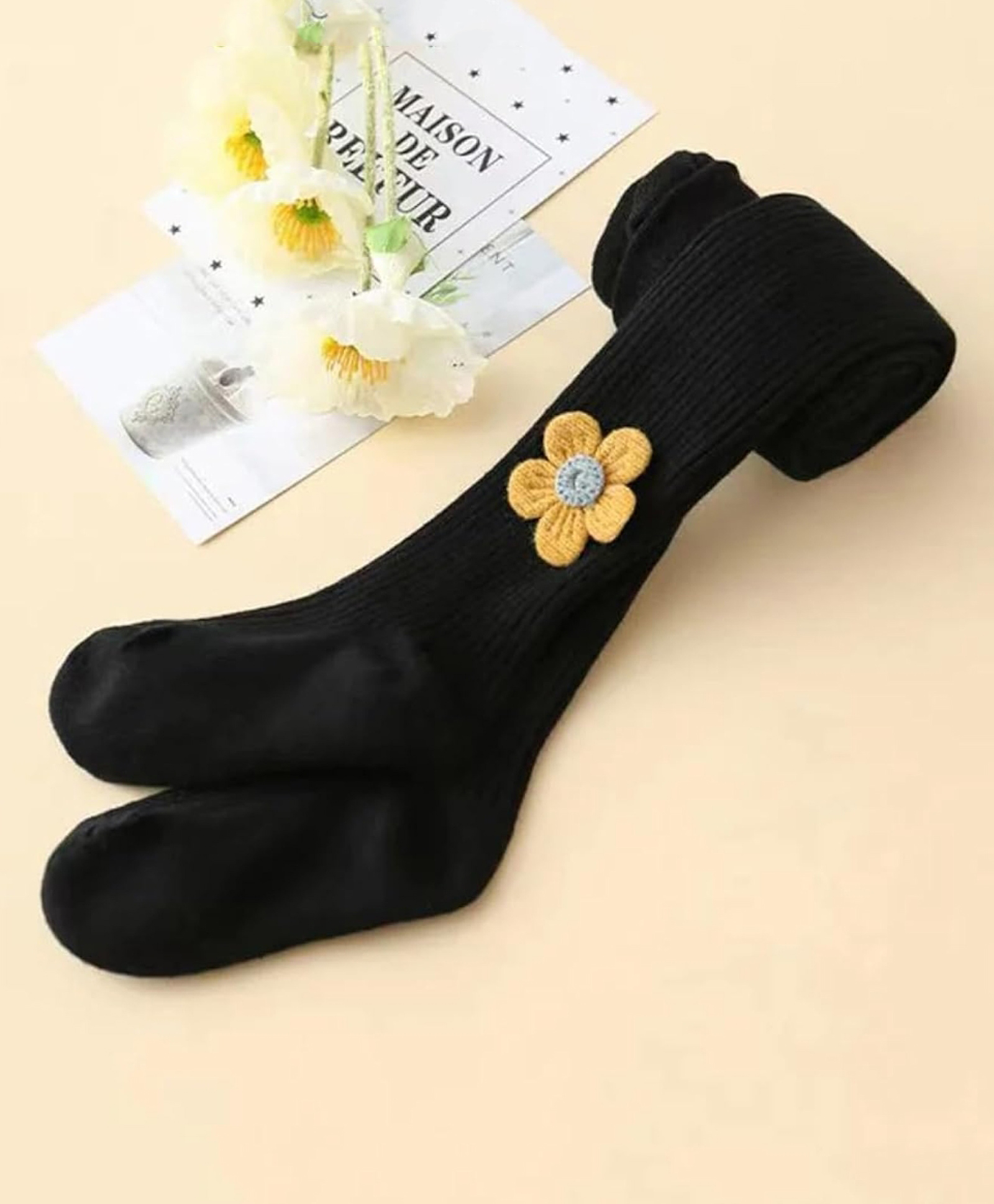 Ziory Floral Applique Detailed Stockings - Black-picture-28