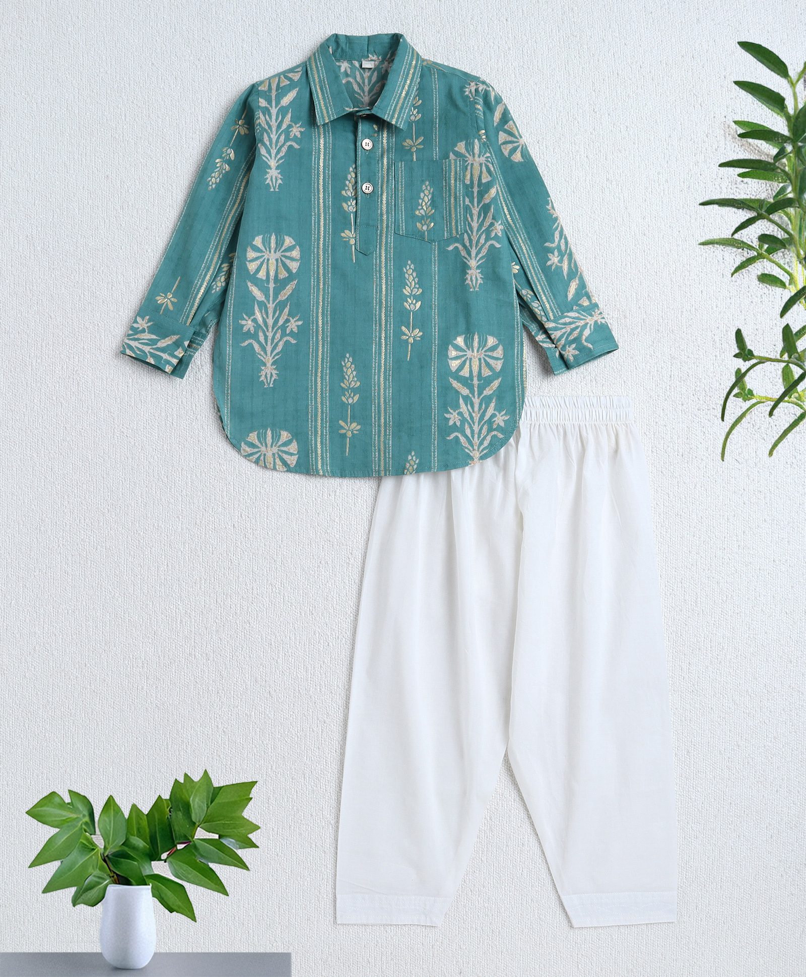 The Magic Wand Cotton Woven Full Sleeves Floral Foil Printed Kurta Pyjama Set - Teal Blue-picture-40