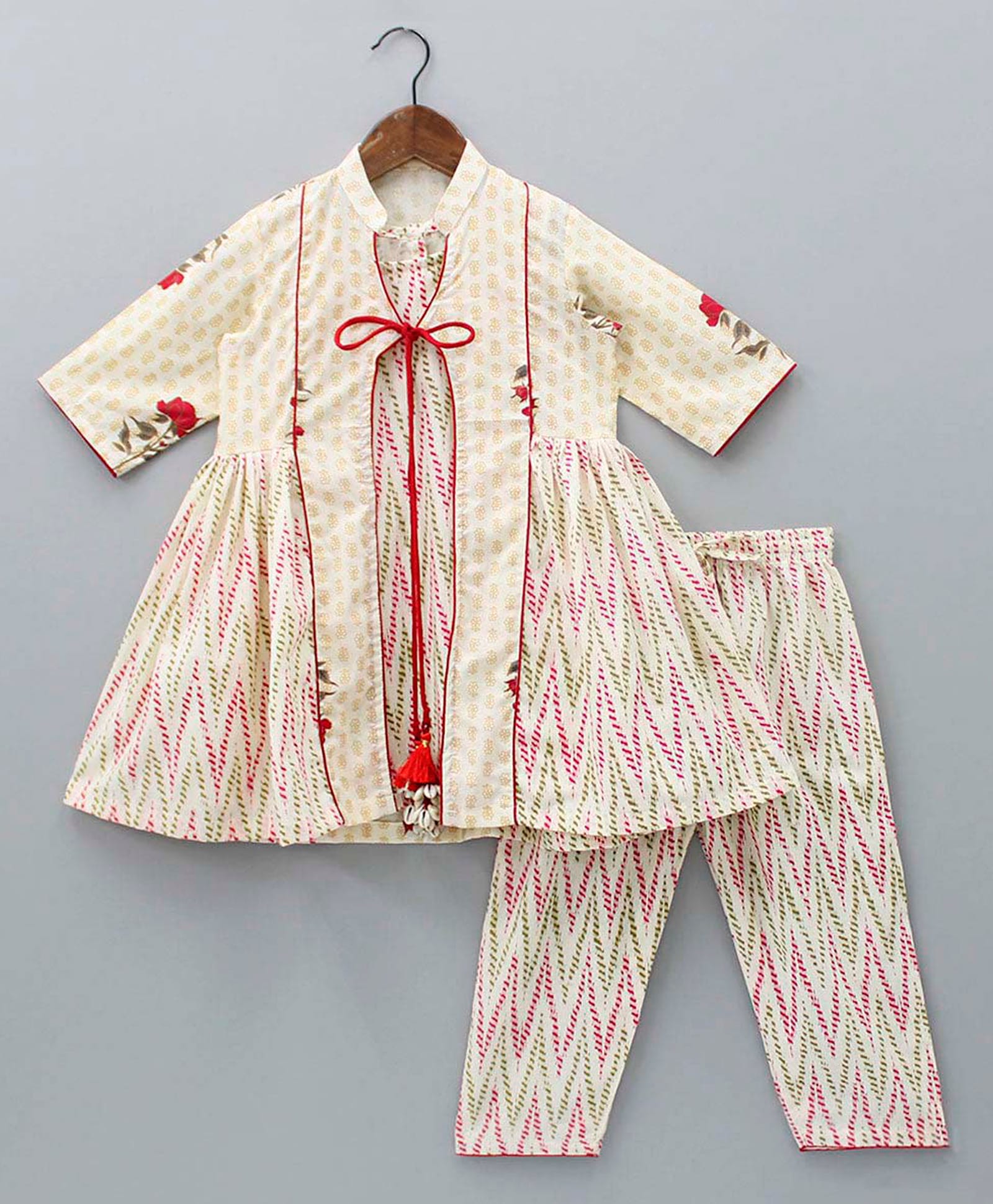 Bolly Lounge Cotton Blend Woven Half Sleeves Floral Printed Kurti With Pant Set - Cream-image-47