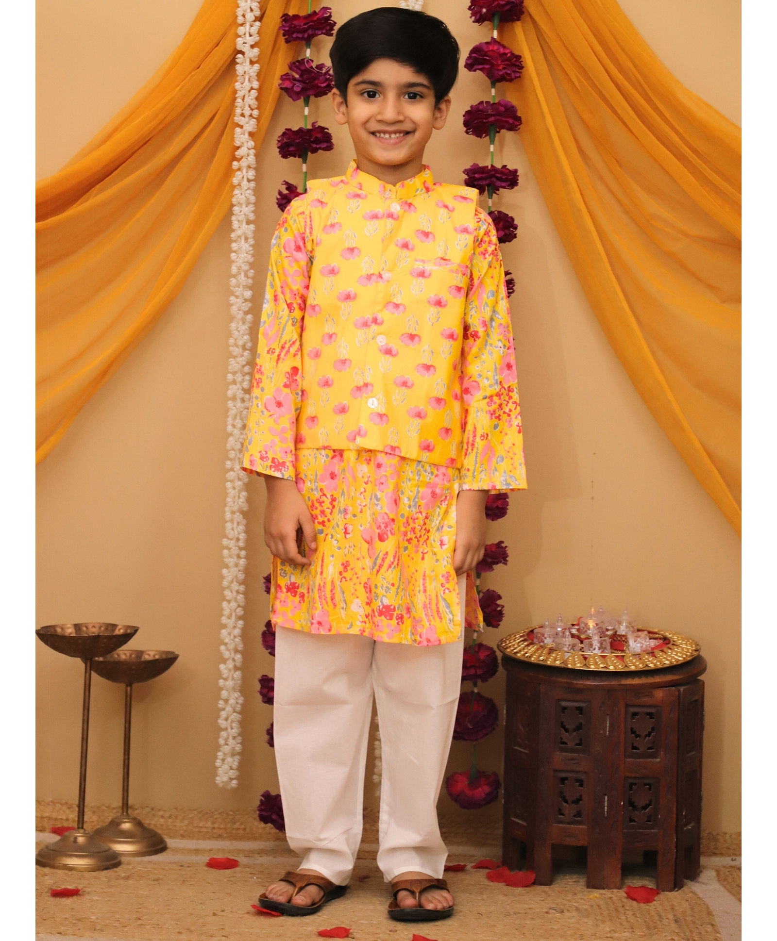 Little Ginnie Cotton Woven Full Sleeves Floral Printed Kurta Pyjama Set With Jacket - Yellow-picture-21