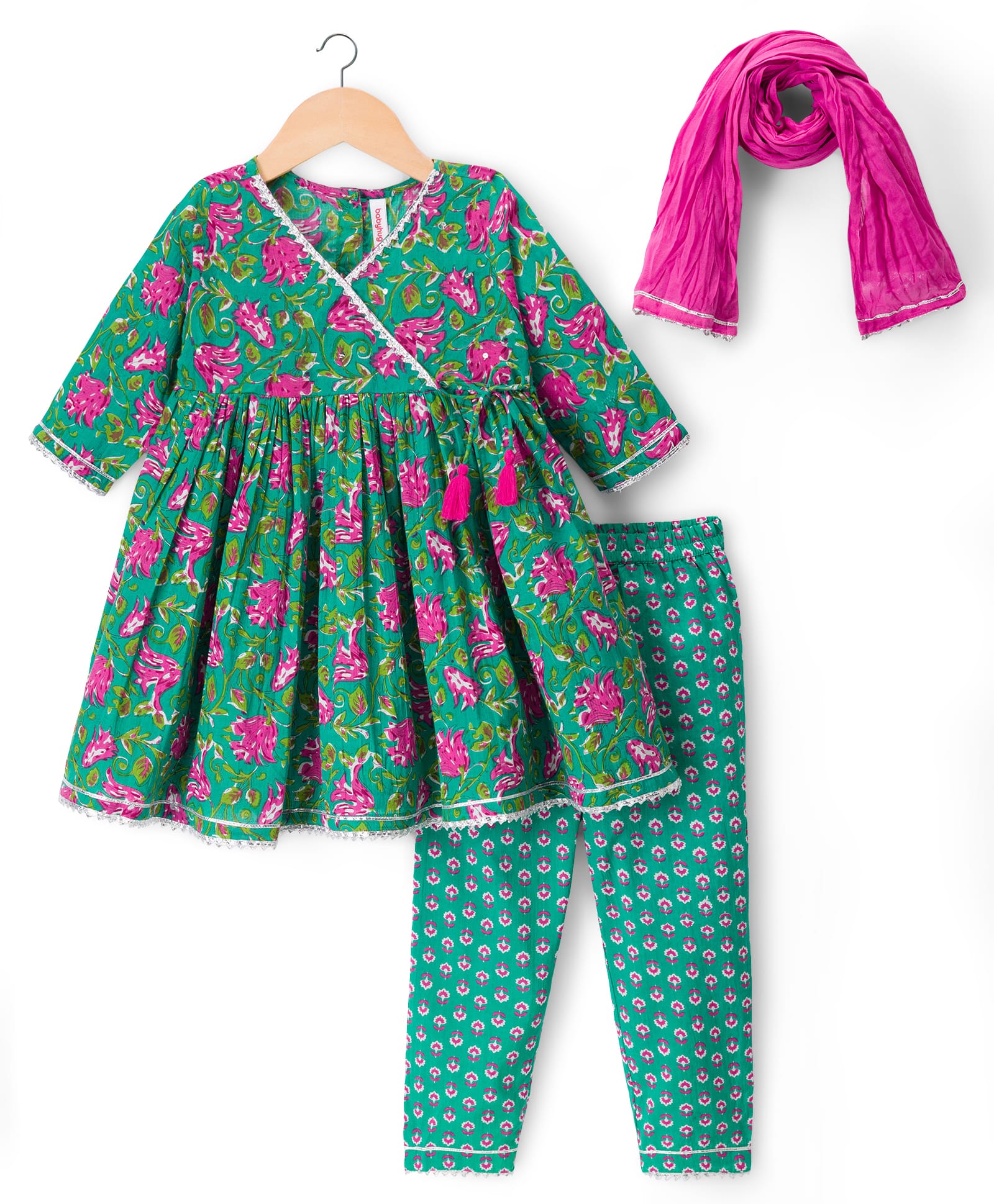 Babyhug Cambric Woven Three Forth Sleeves Floral Printed Kurta & Pant Set With Dupatta - Green-image-49