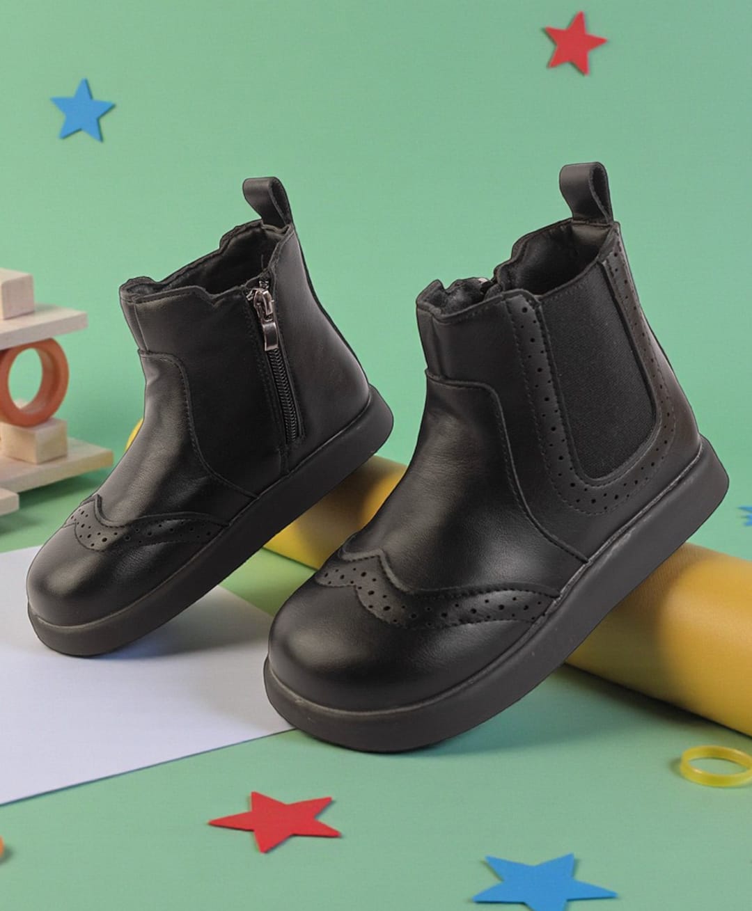 TRUFFLE COLLECTION Solid Zipper Closure Boots - Black-picture-13