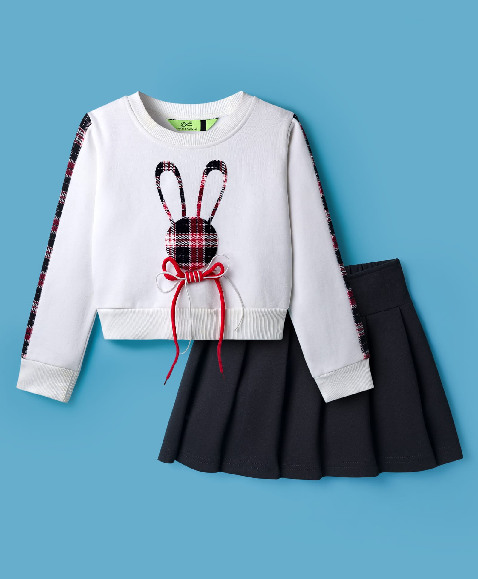Tiara Fleece Knit Full Sleeves Bunny Patch & Bow Applique Detailed Winter Sweatshirt With Pleated Skirt Set - Red-picture-46
