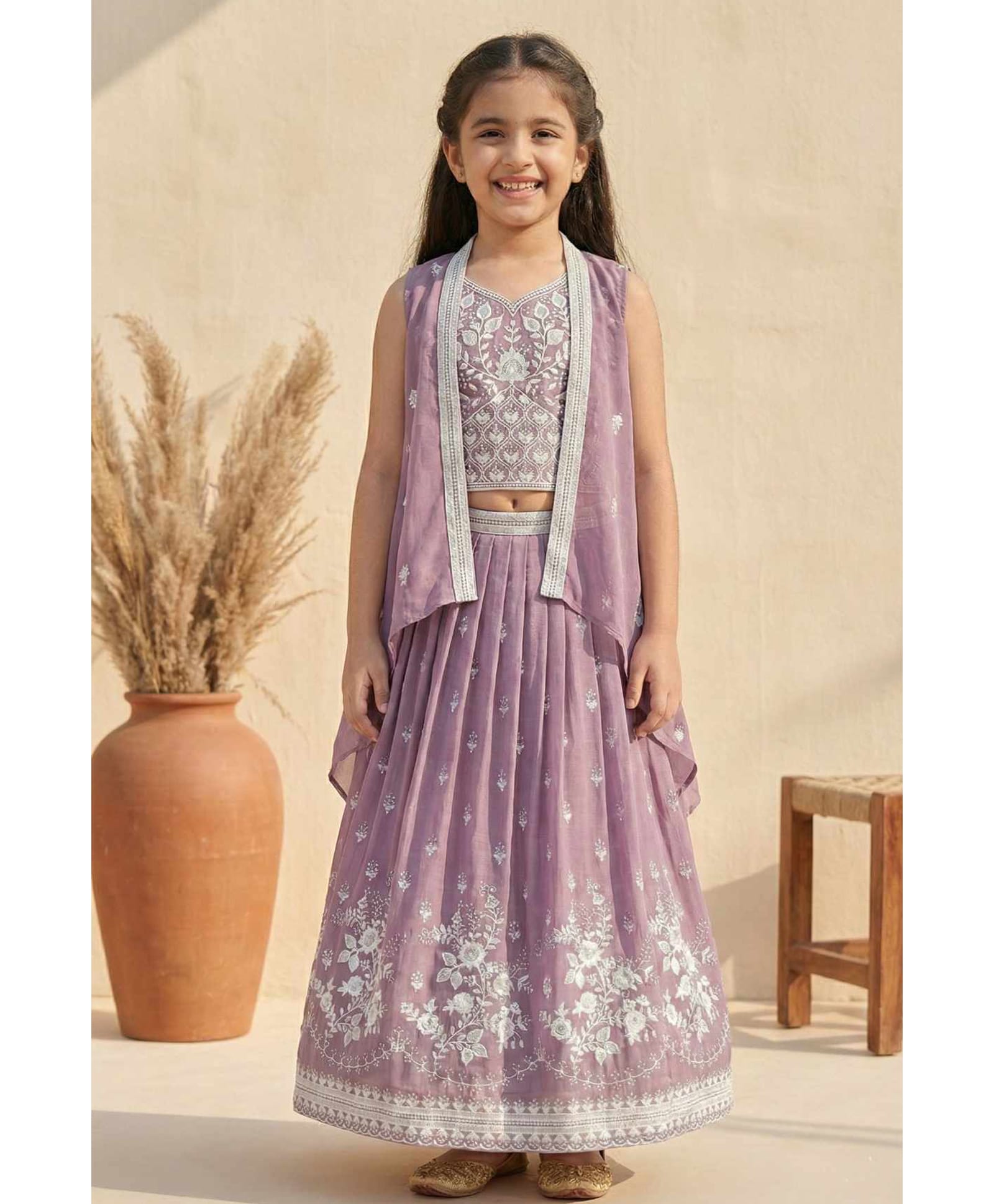 Lagorii Chiffon Woven Sleeveless Floral Embroidered Lehenga Choli With Jacket Set - Lavender-picture-20
