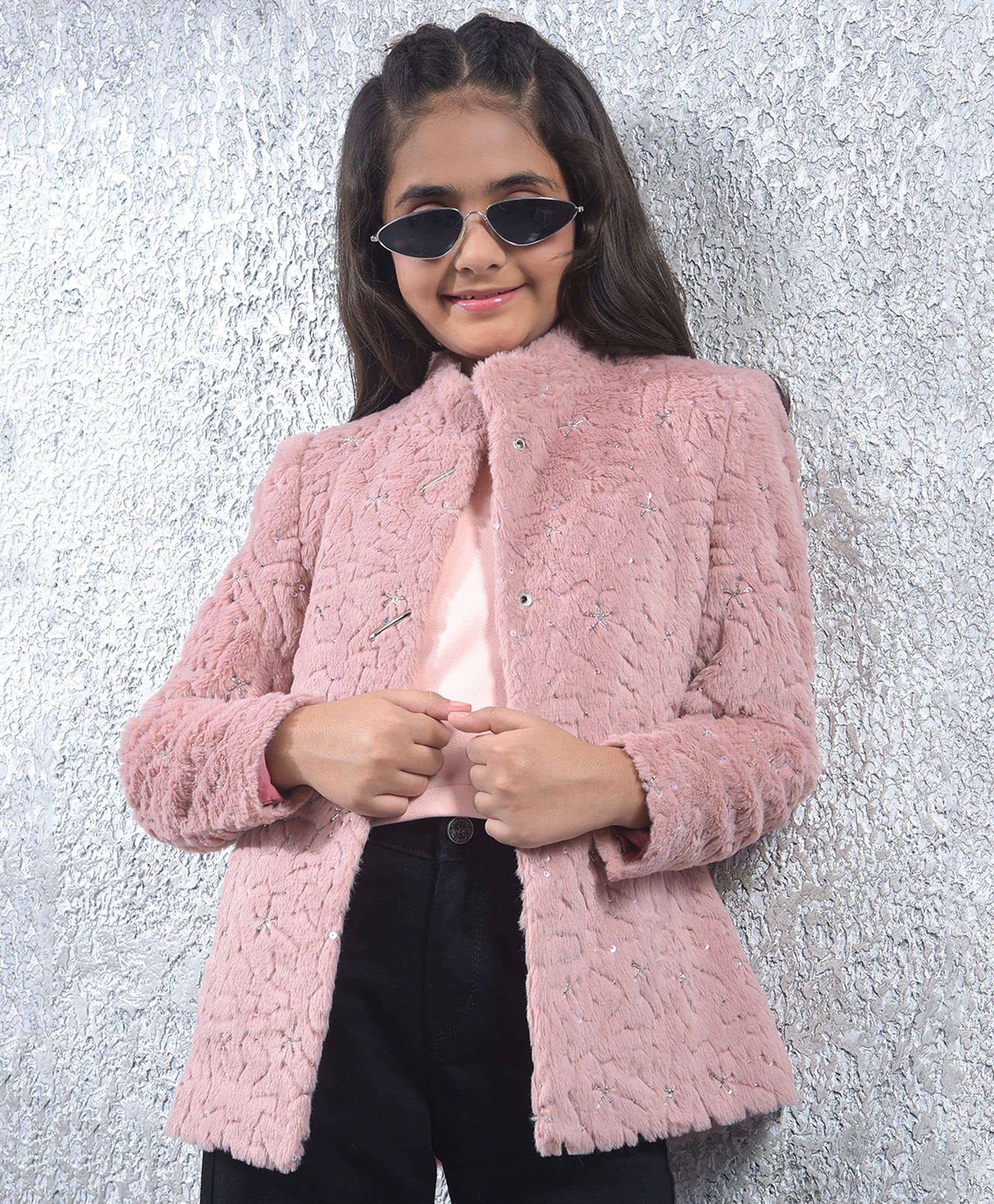 CRIMSOUNE CLUB Knit Full Sleeves Beads & Sequin Embellished Winter Coat - Pink-picture-12