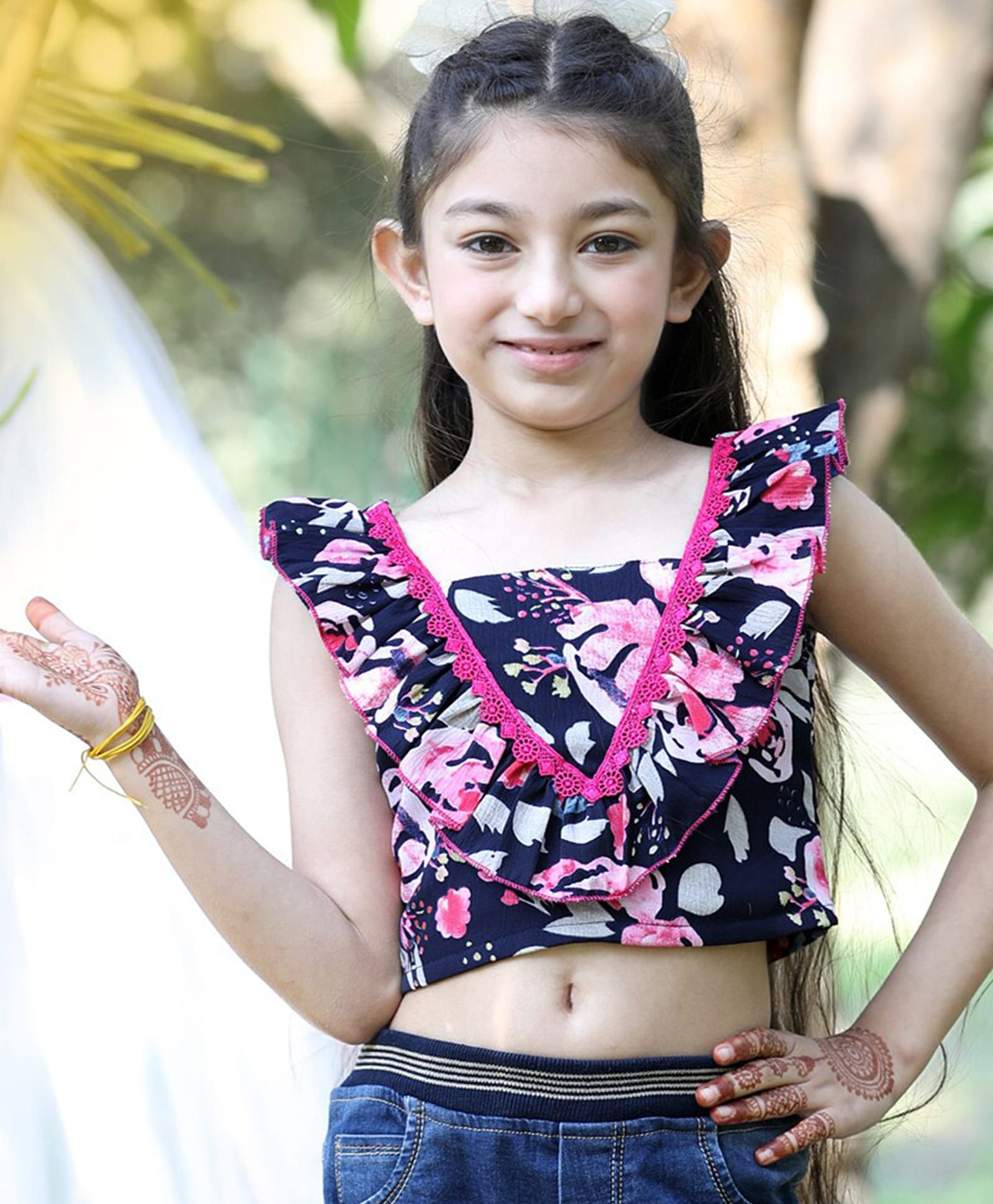 Cutiekins Woven Sleeveless Floral Printed Lace Detailed Crop Top - Navy Blue & Pink-image-29