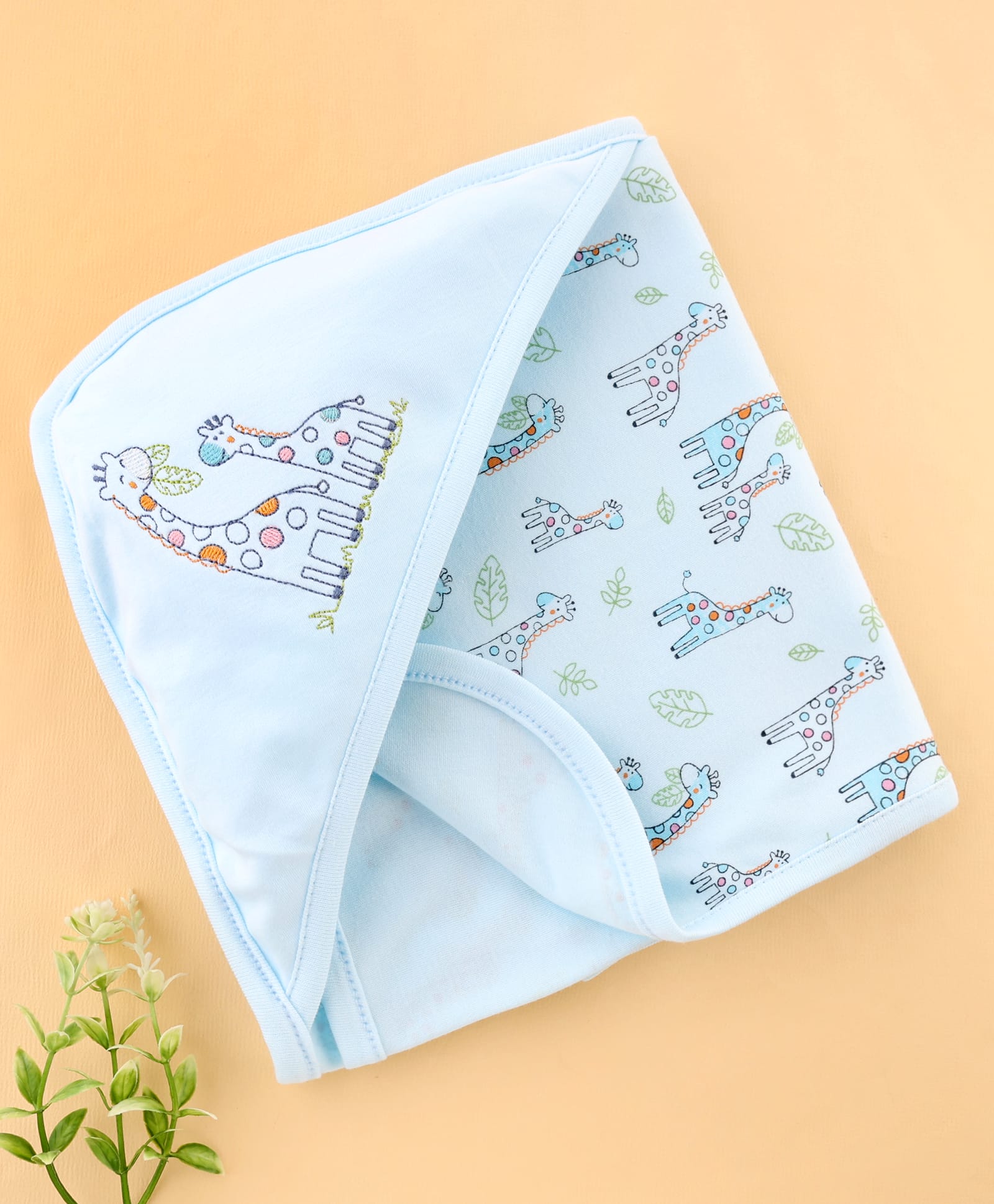 Zero Interlock Knit Hooded Towel With Giraffe Print L 83 x B 83 cm - Aqua Blue