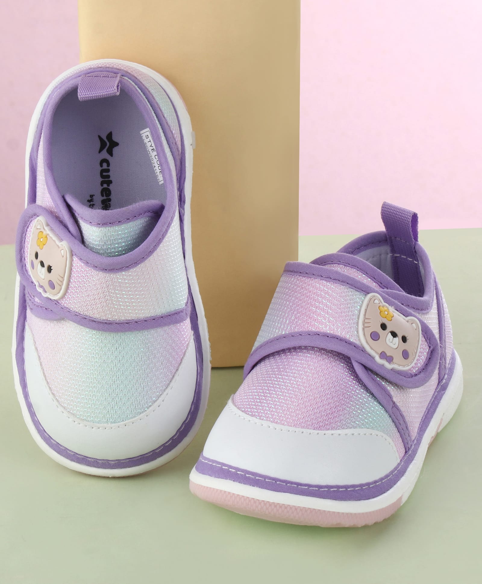 Cute Walk by Babyhug Velcro Closure Casual Shoes With Kitty Applique - Purple-image-19
