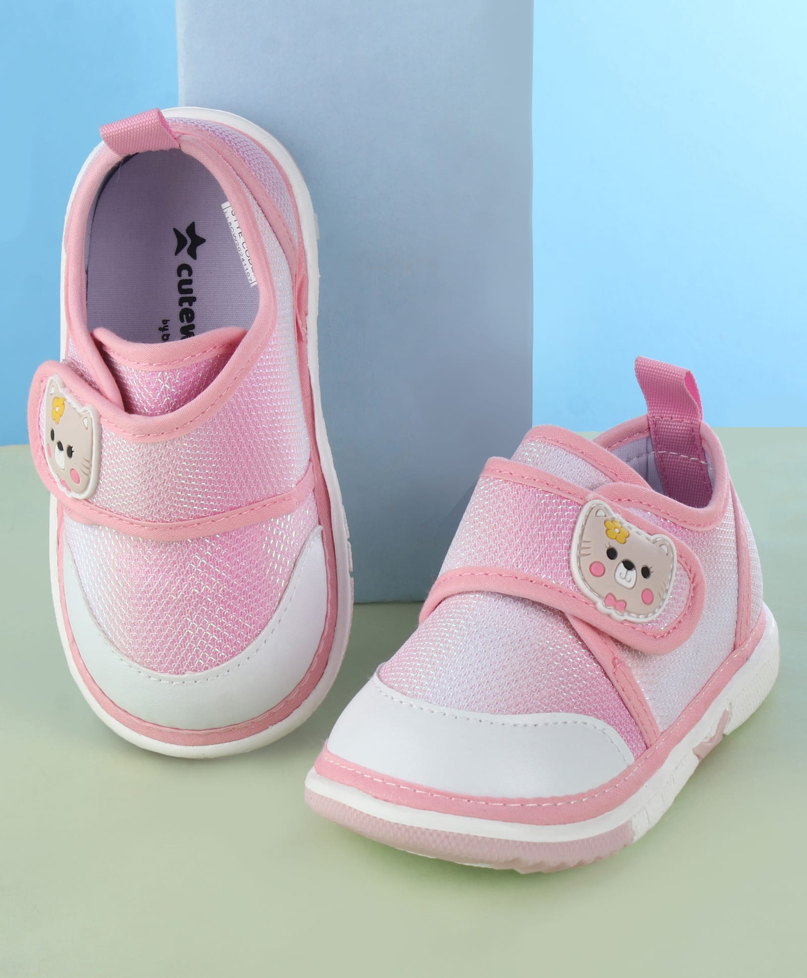 Cute Walk by Babyhug Velcro Closure Casual Shoes With Kitty Applique - Pink-image-22