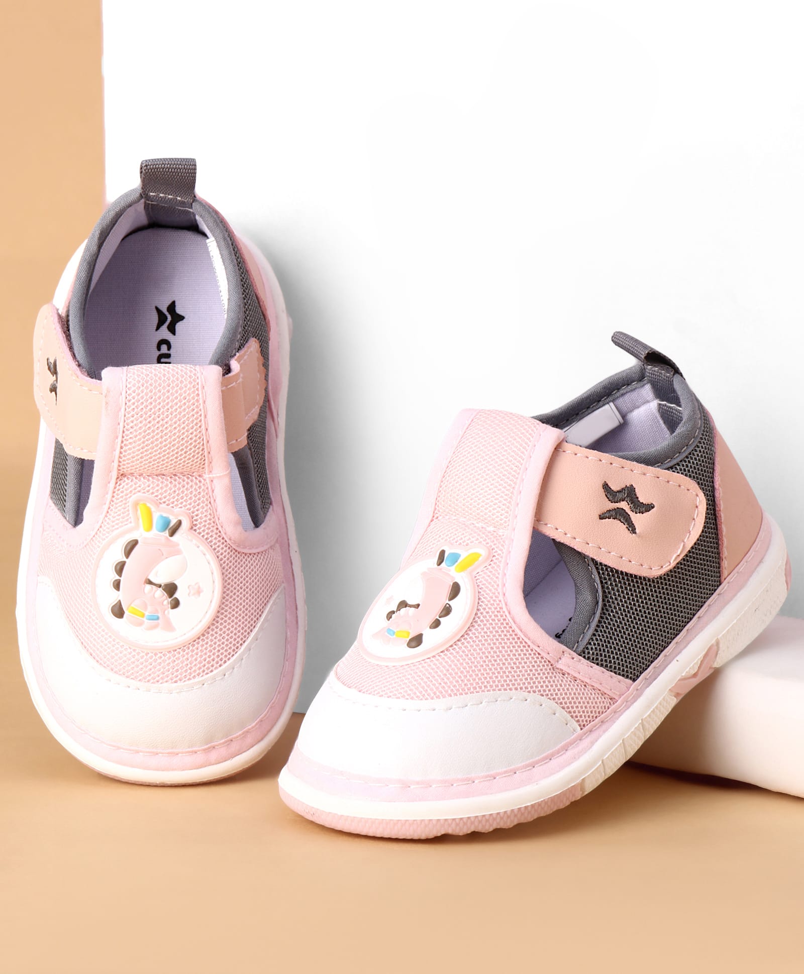 Cute Walk by Babyhug Velcro Closure Casual Shoes With Animal Applique - Peach