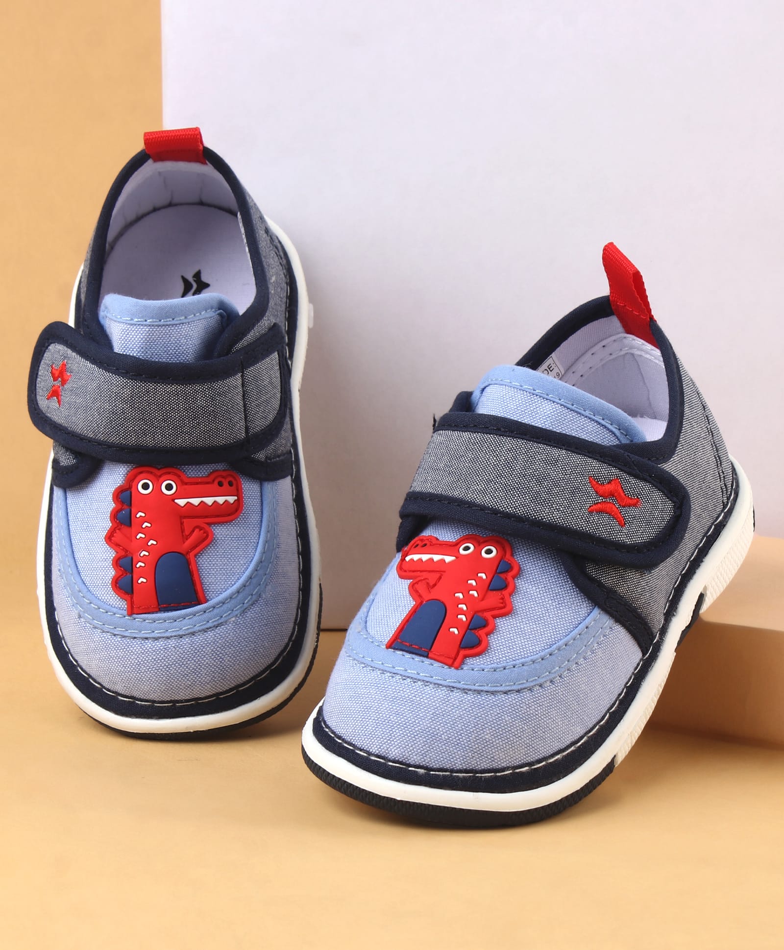 Cute Walk by Babyhug Casual Shoes With Dino Applique & Velcro Closure - Blue-picture-17