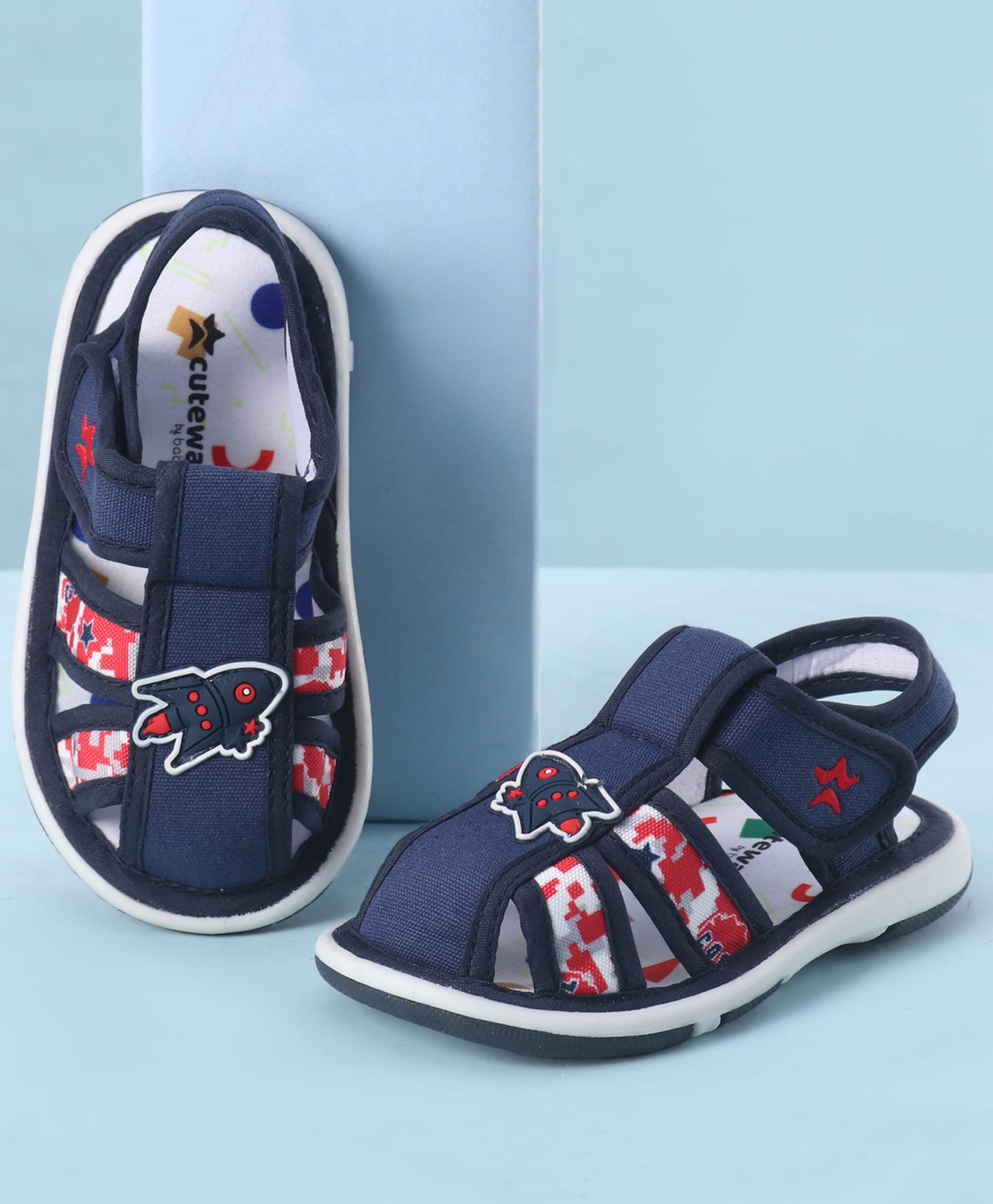 Cute Walk by Babyhug Velcro Closure Sandals With Rocket Applique - Navy Blue-image-33