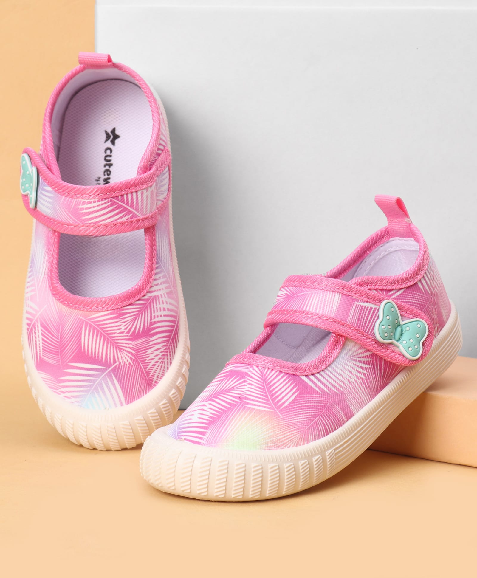 Cute Walk by Babyhug Casual Shoes With Velcro Closure & Leaves Design - Pink-picture-23