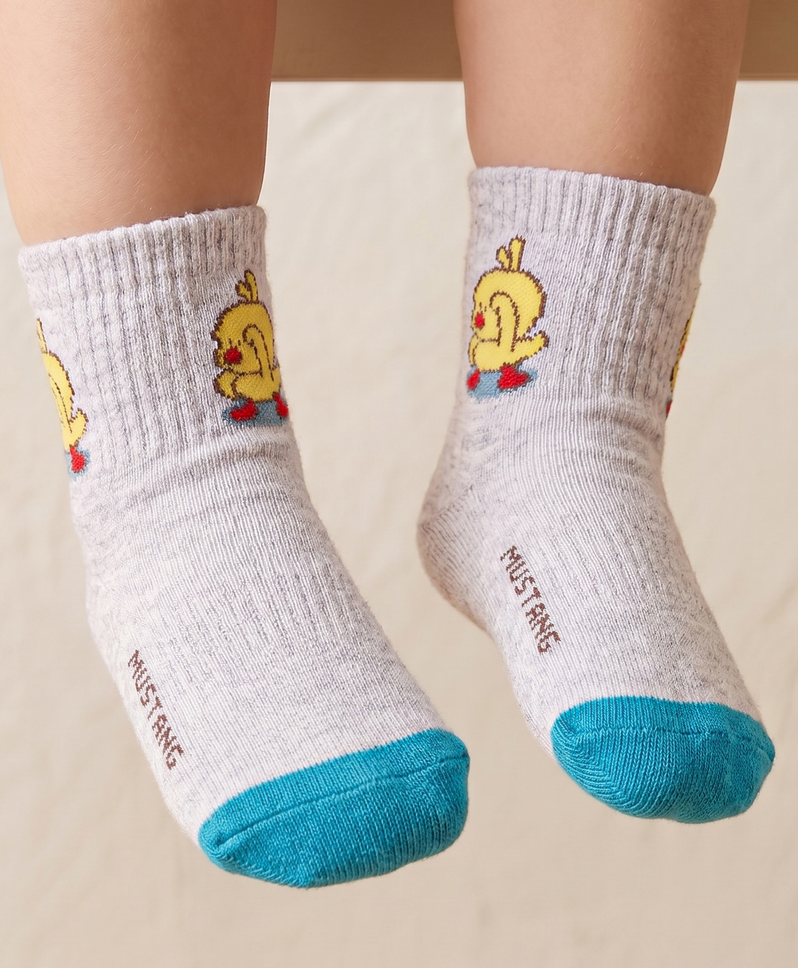 Mustang Knit Ankle Length Socks with Duck Design - White-image-27
