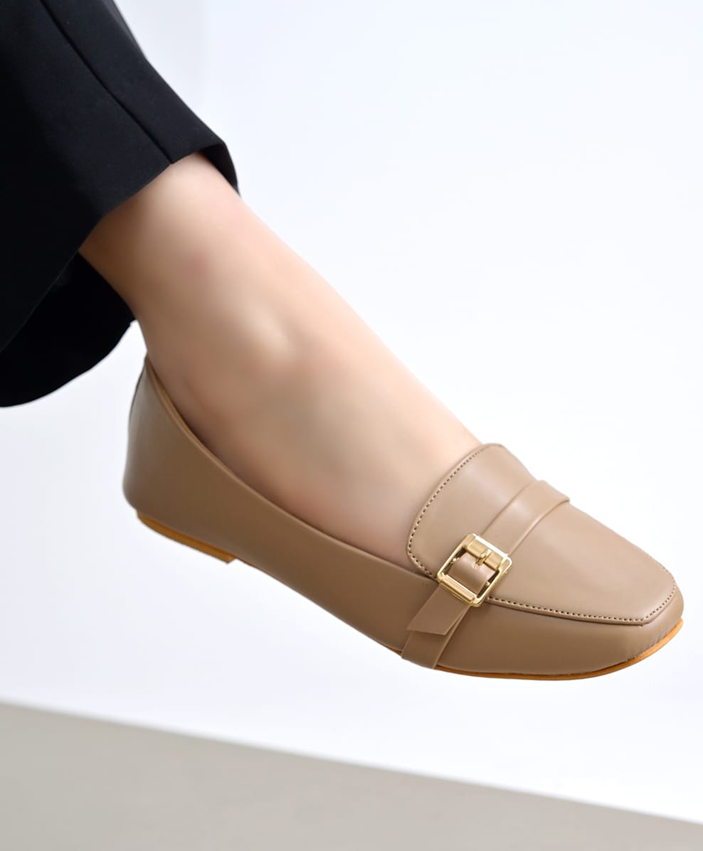 Shoetopia Buckle Applique Detailed Ballerinas - Tan-image-12