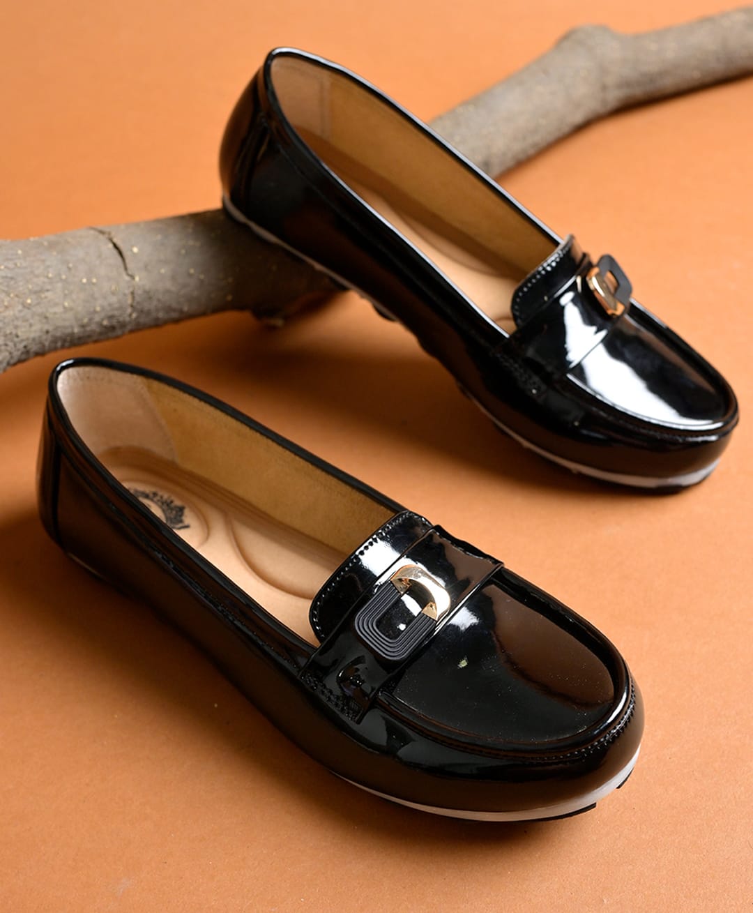 Shoetopia Metal Applique Detailed Flats - Black-image-5