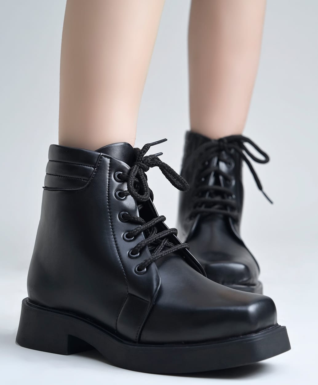 Shoetopia Solid Lace Up Ankle Boots - Black-picture-19
