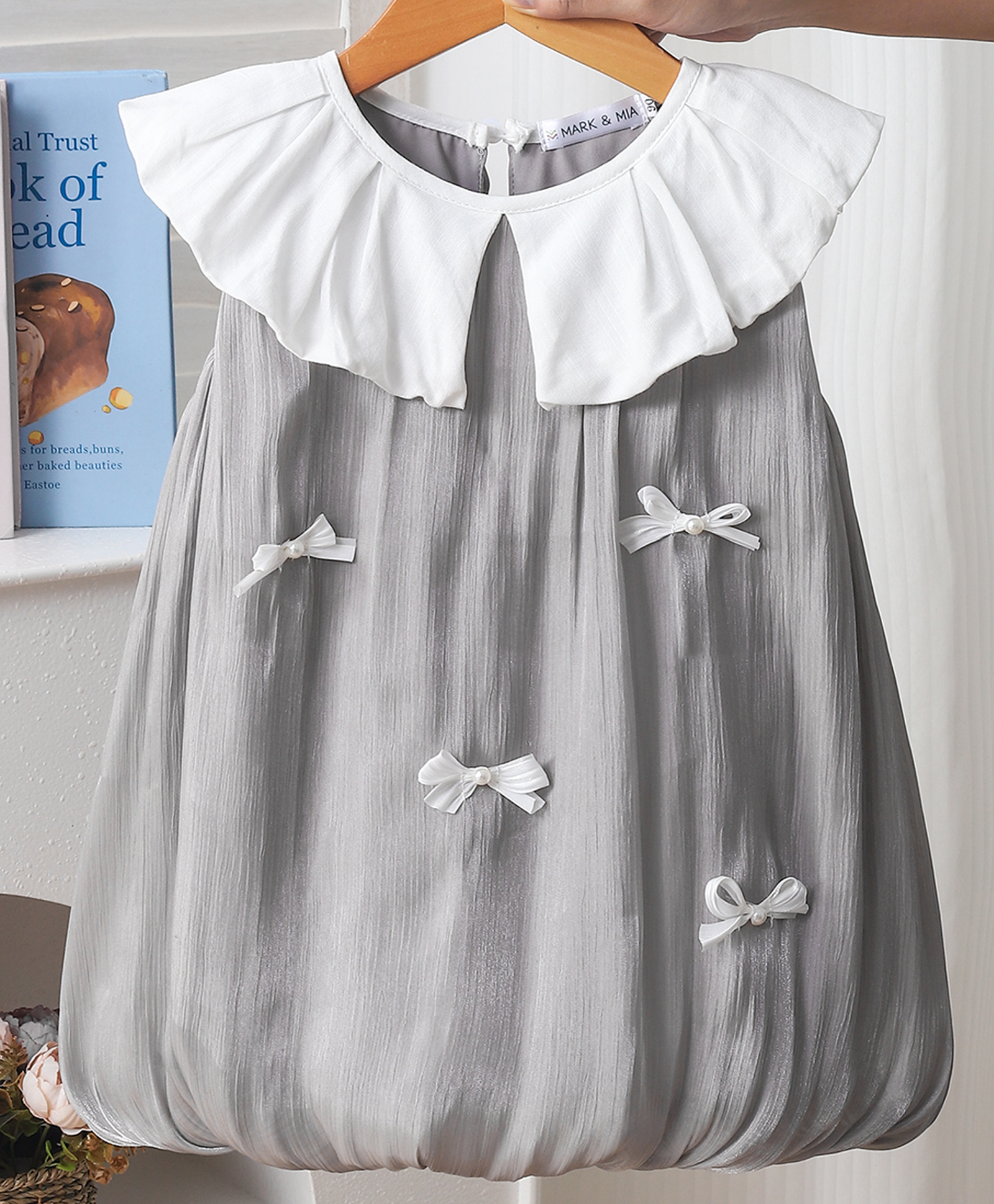 Mark & Mia Sleeveless Solid Color Frock with Bow Applique - Grey-picture-36