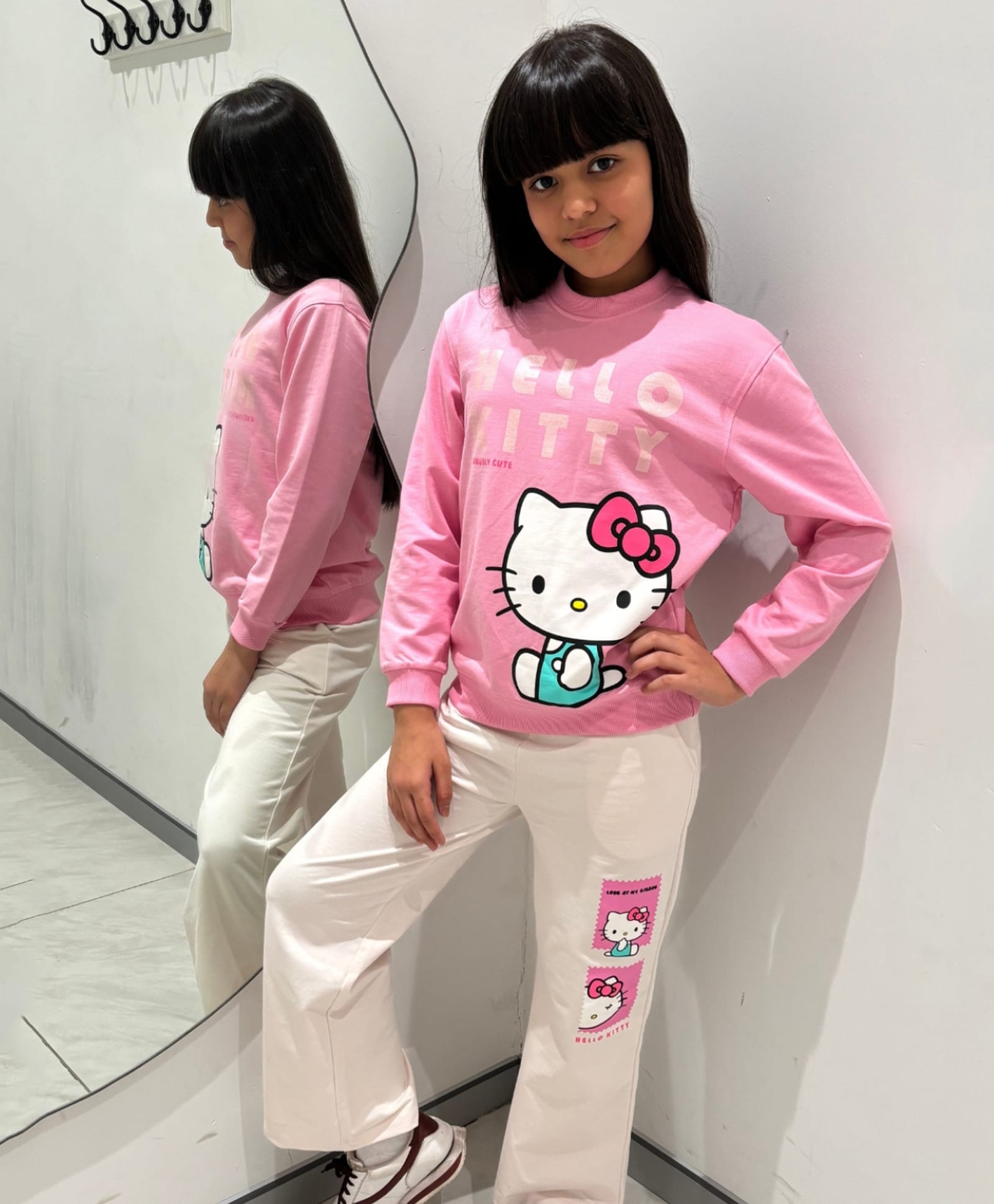 Nap Chief Cotton Blend Knit Hello Kitty Featuring Full Sleeves Character Printed Winter Sweatshirt & Pants Set - Pink