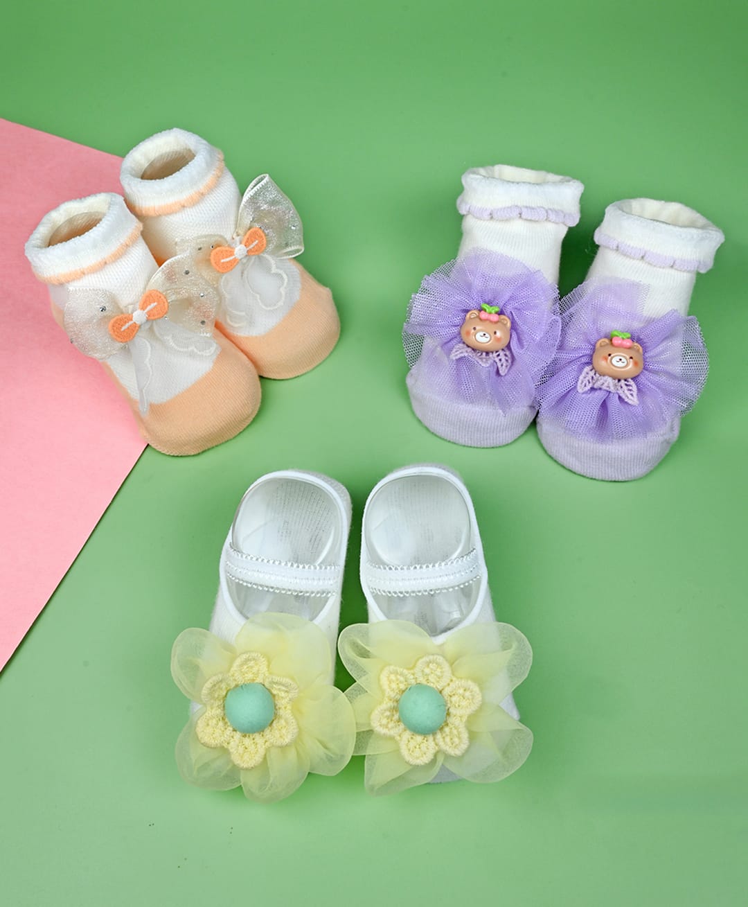 Yellow Bee Cotton Knit Pack Of 3 Bear Bow & Floral Applique Designed Socks Set - Multi Colour-picture-40