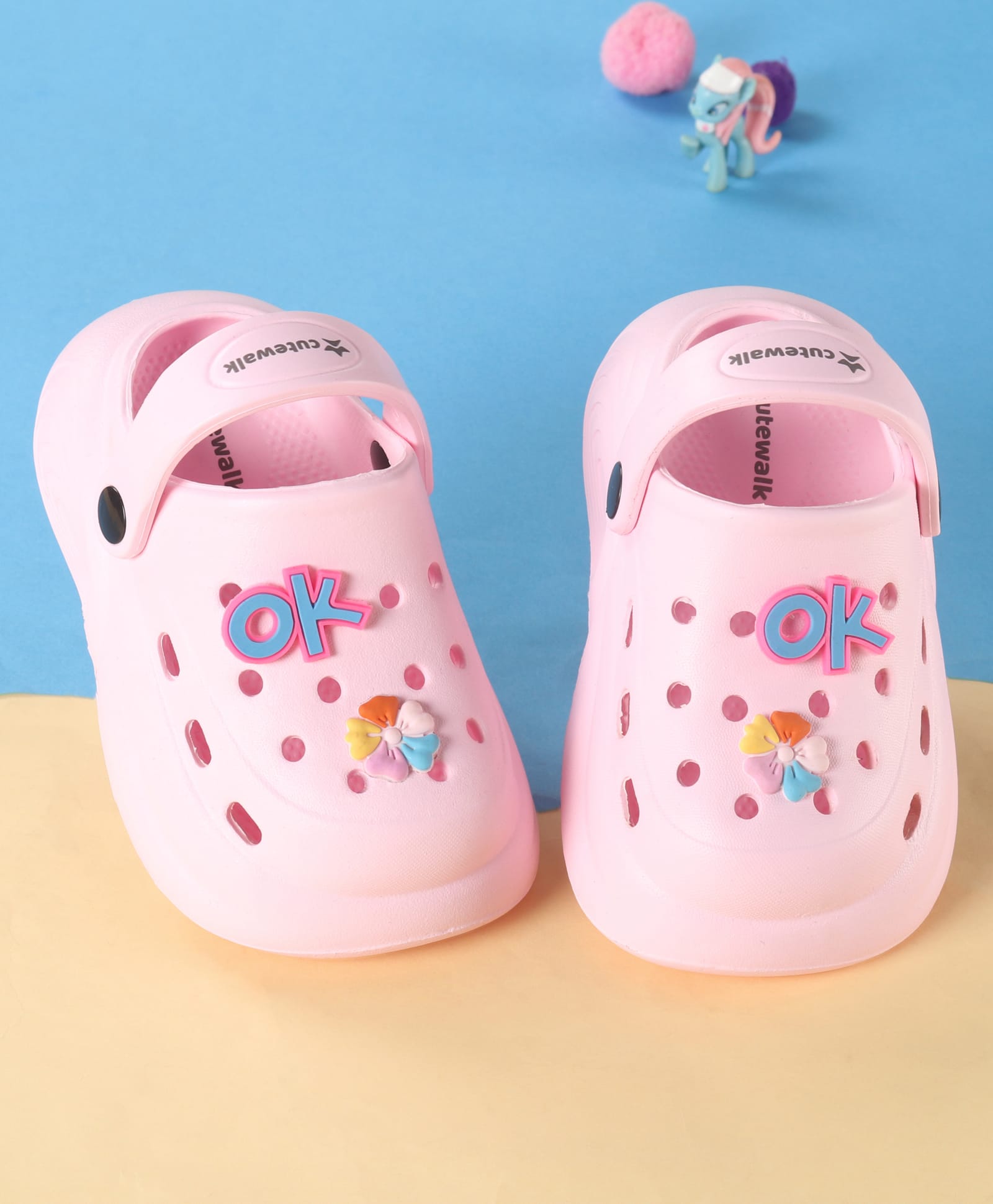 Cute Walk by Babyhug Back Strap Solid Clog With Floral Applique - Pink-image-17