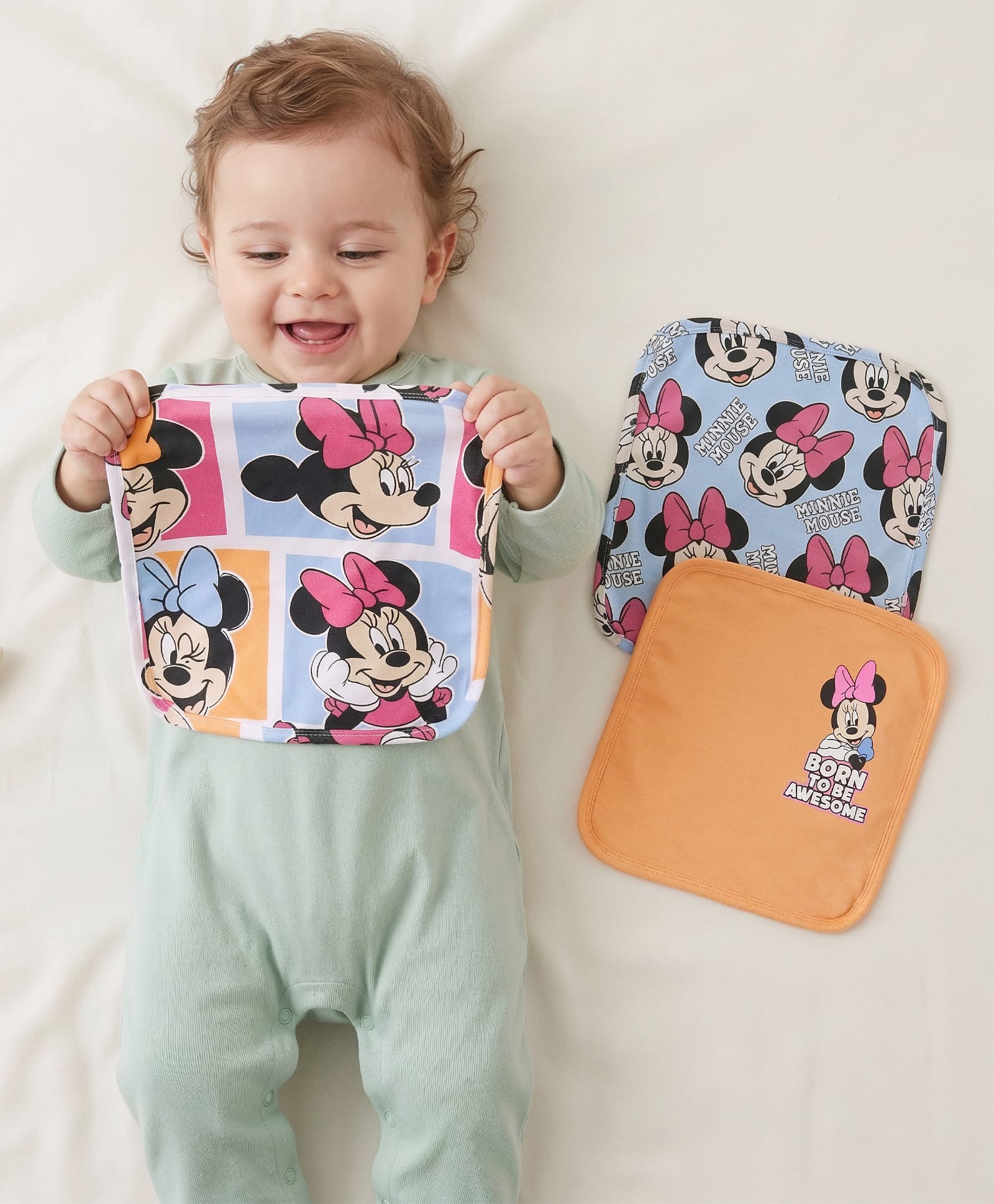 Babyhug Disney Interlock Knit Hand & Face Towels with Minnie Mouse Graphic Pack of 3 L 29 x B 29 cm - Multicolor-image-43