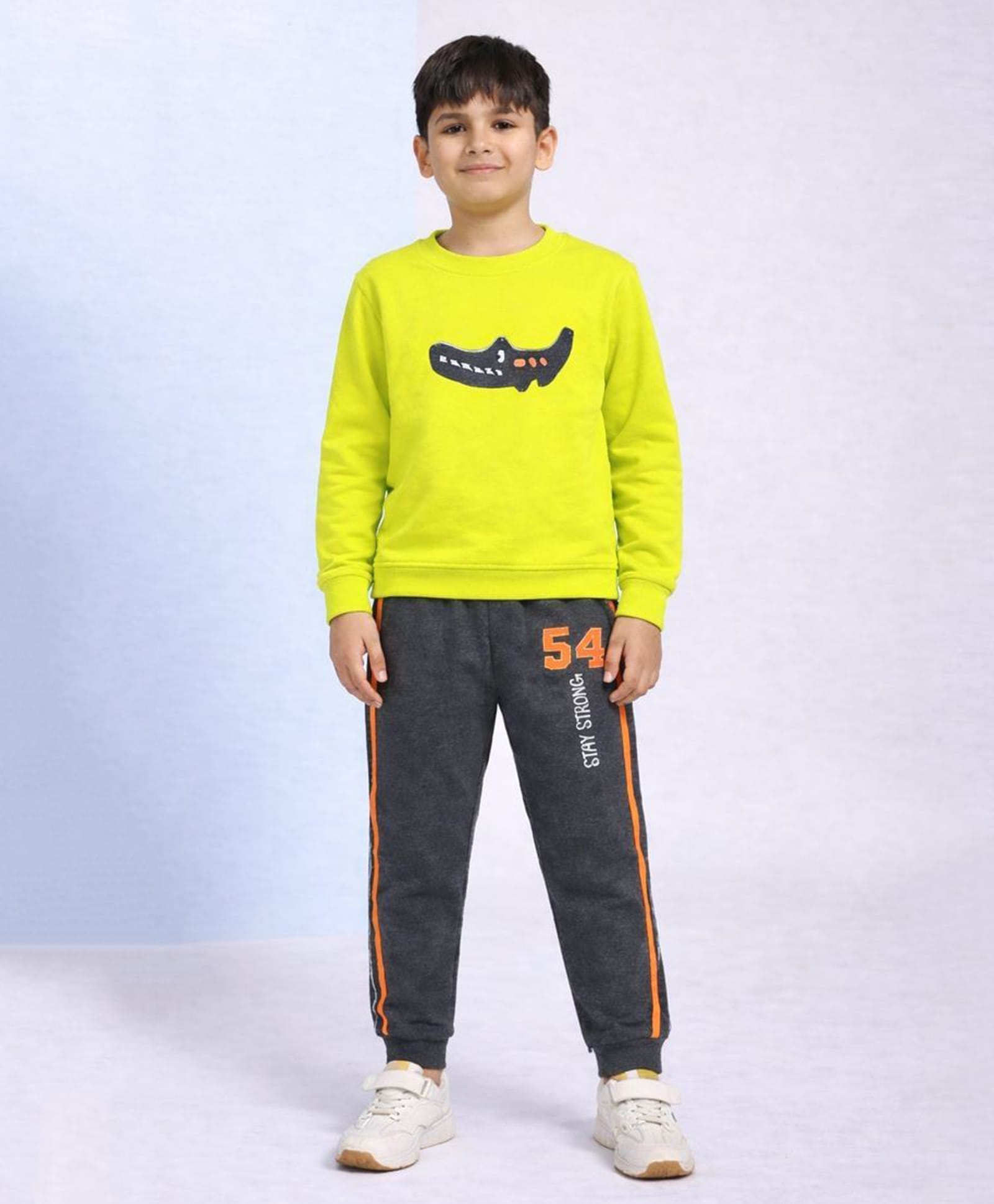 Hrit Fleece Knit Full Sleeves Crocodile Applique Winter Sweatshirt & Joggers Set - Green & Grey-image-34